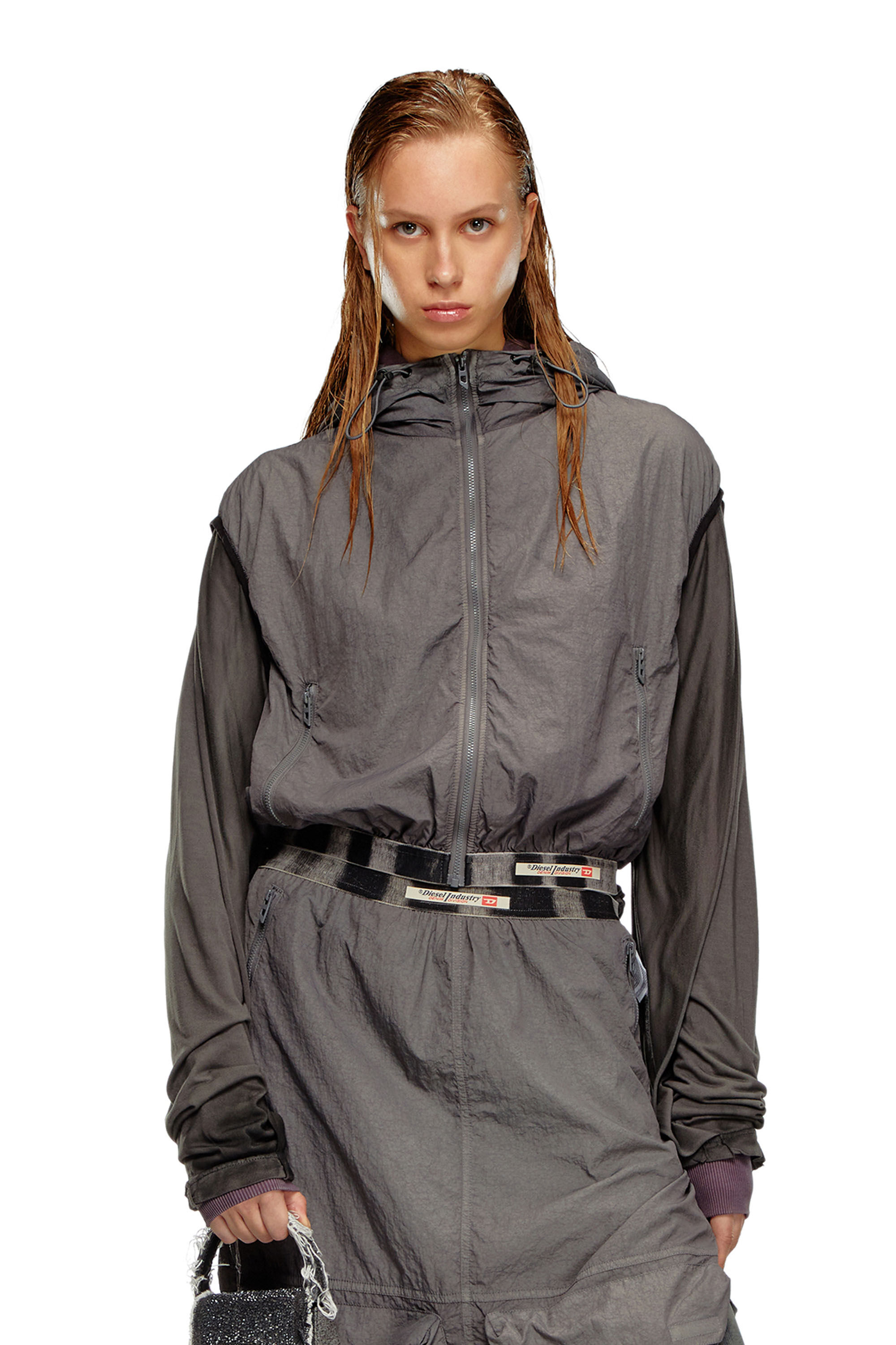 Diesel - G-RANT, Female Hooded vest in recycled nylon in グレー - Image 3