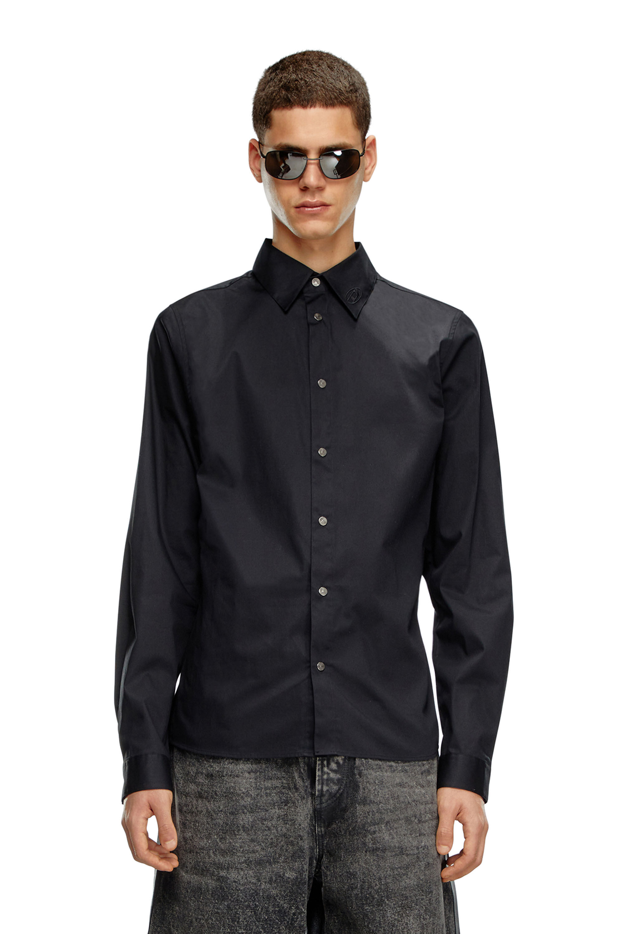 S-FITTY-A Formal shirt with logo-embroidered collar｜ブラック ...