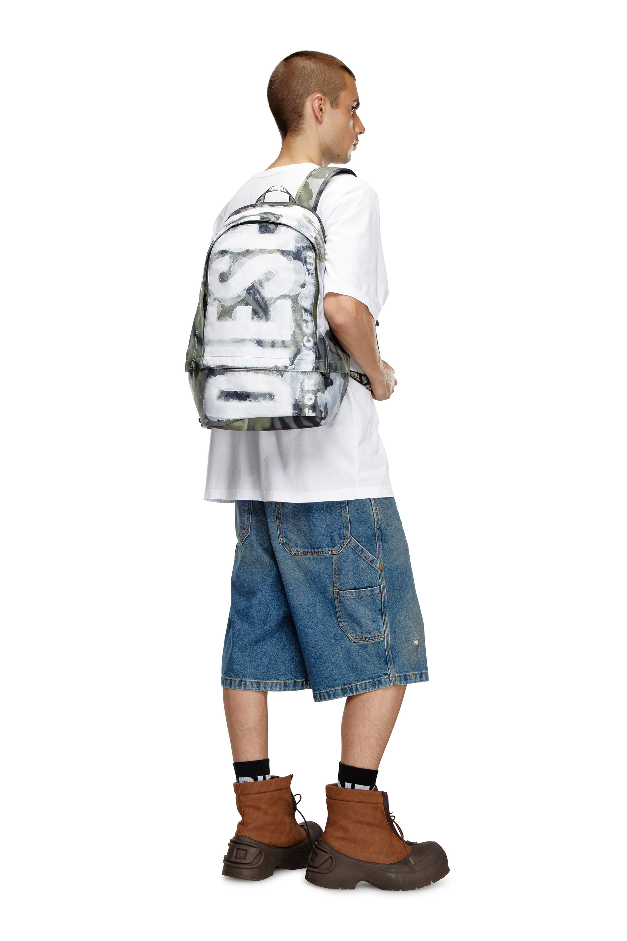 Diesel - RAVE BACKPACK X, Unisex Rave-Backpack with wet-effect camo print in マルチカラー - Image 1