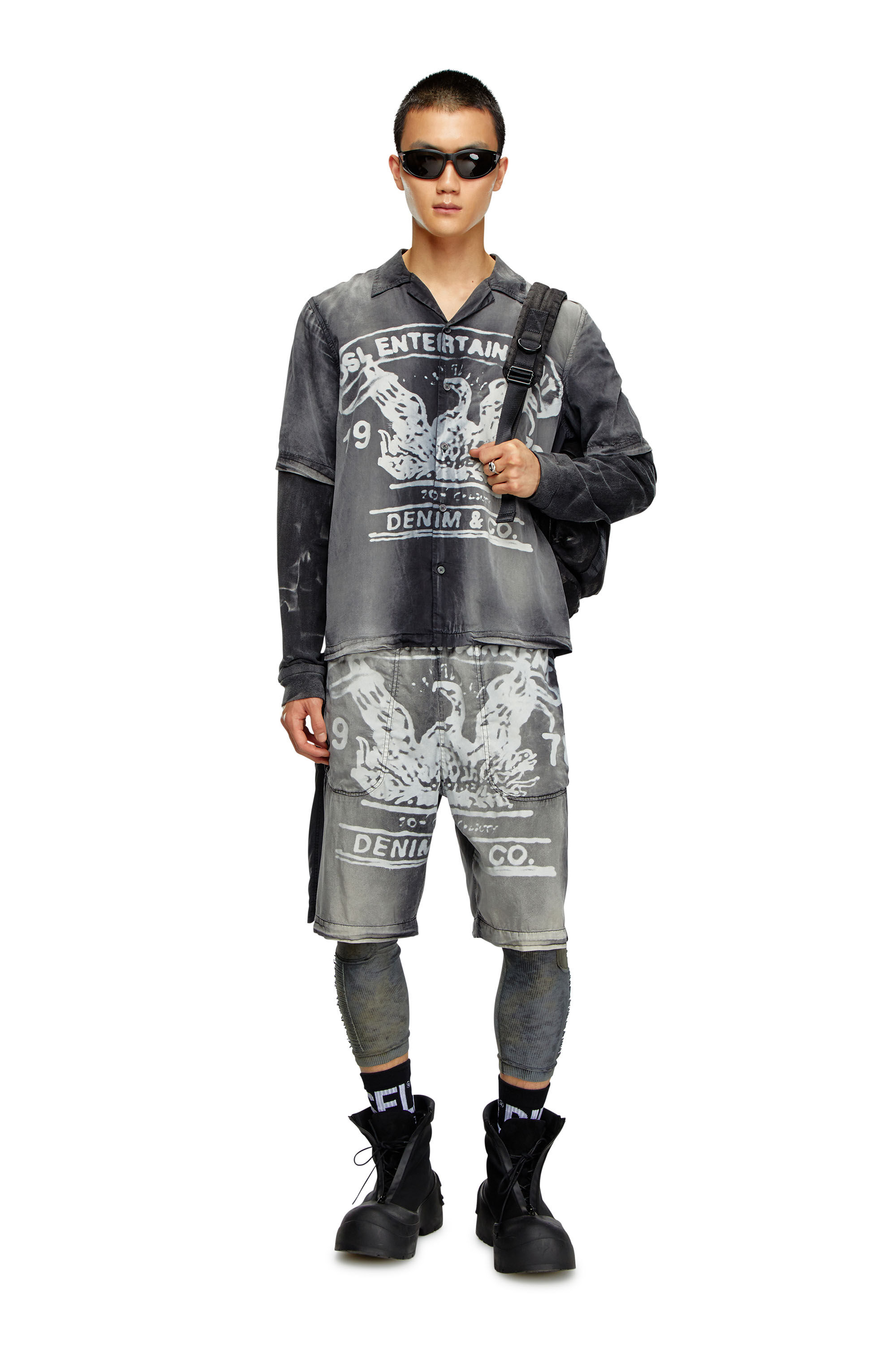 Diesel - P-EEKLO-SHORT, Male Faded shorts with archival print in マルチカラー - Image 1