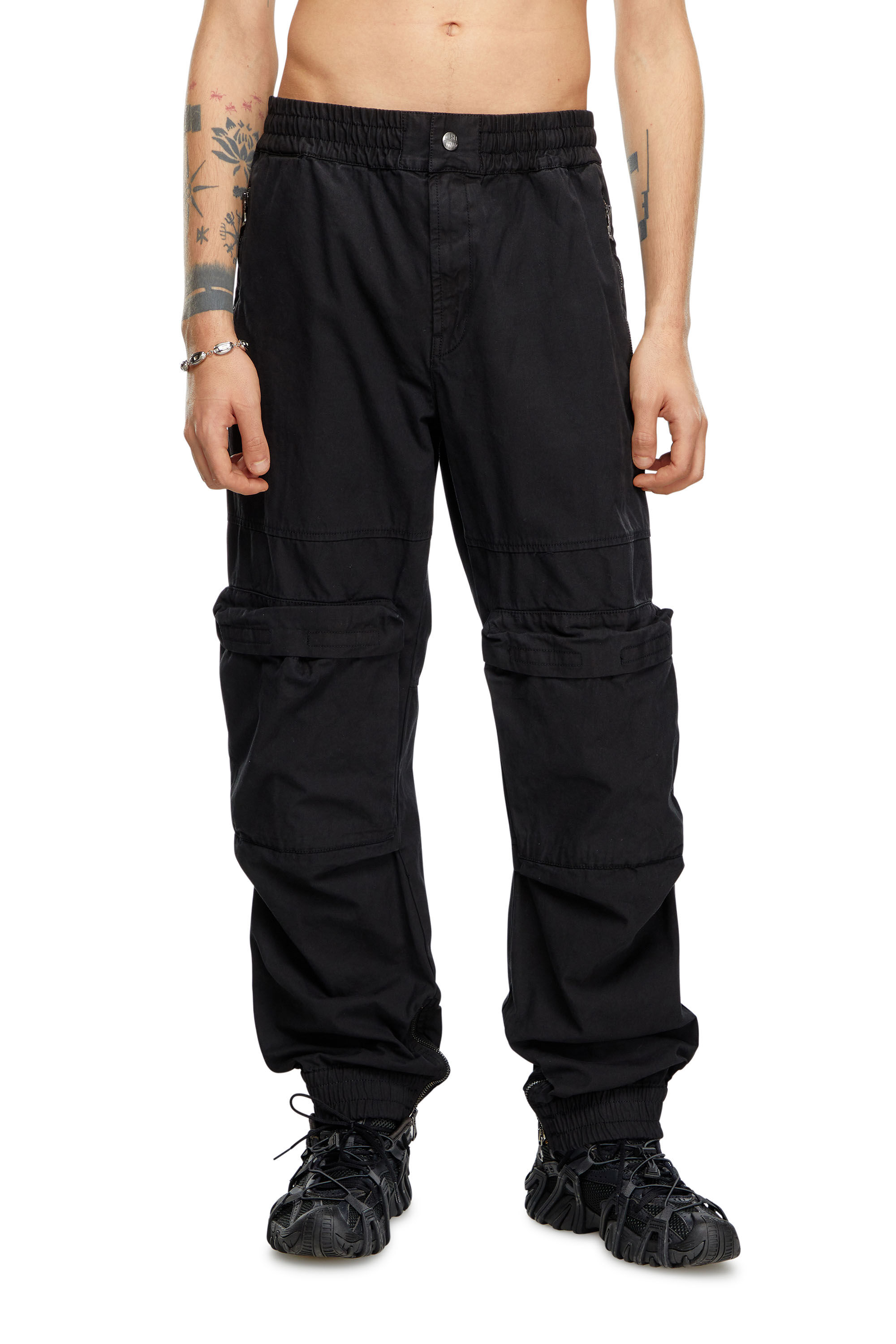 Diesel - P-BEECK, Male Cargo pants in faded organic cotton in ブラック - Image 1