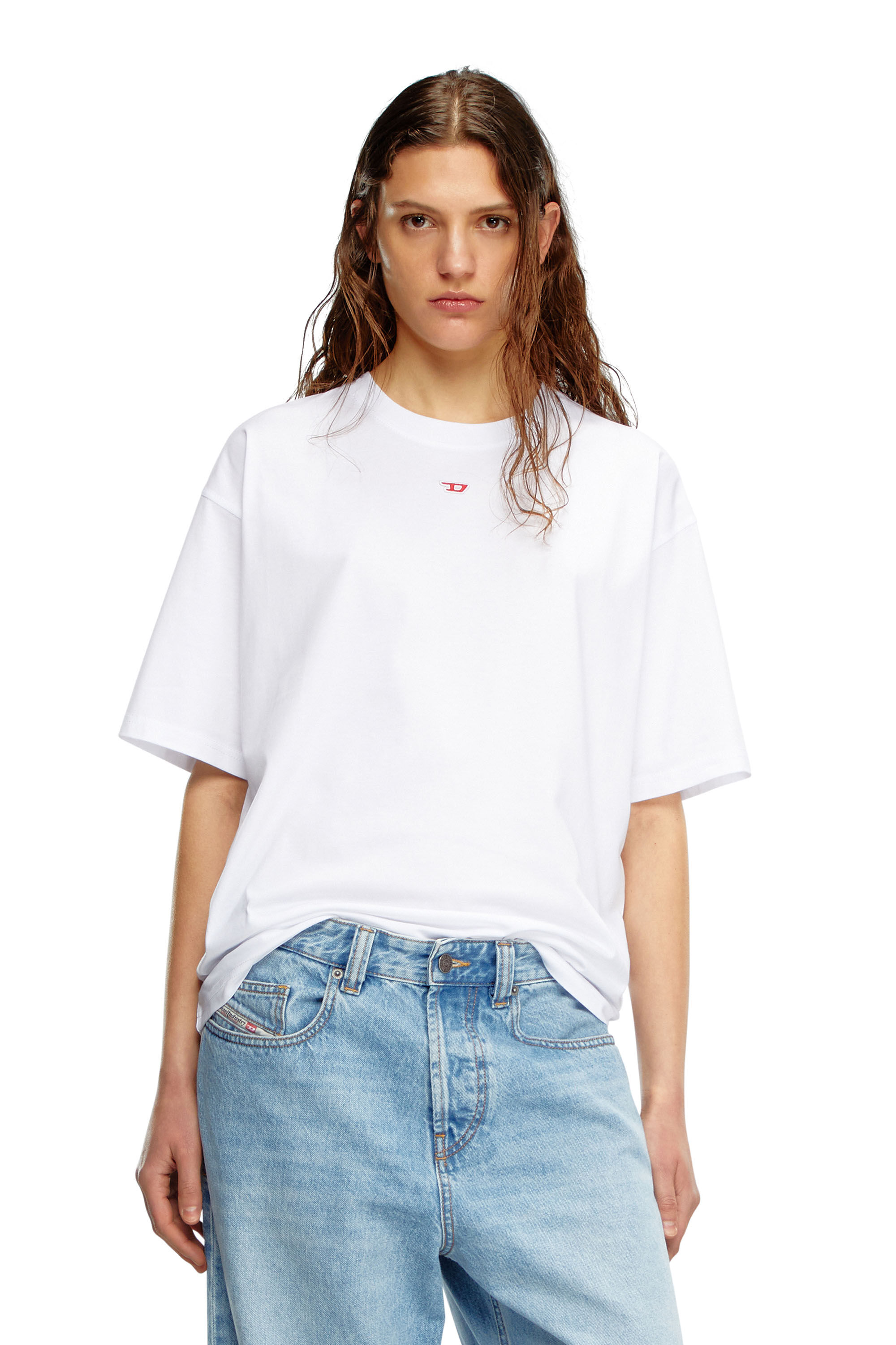 Diesel - T-BOXT-D, Unisex T-shirt with embroidered D patch in ホワイト - Image 4