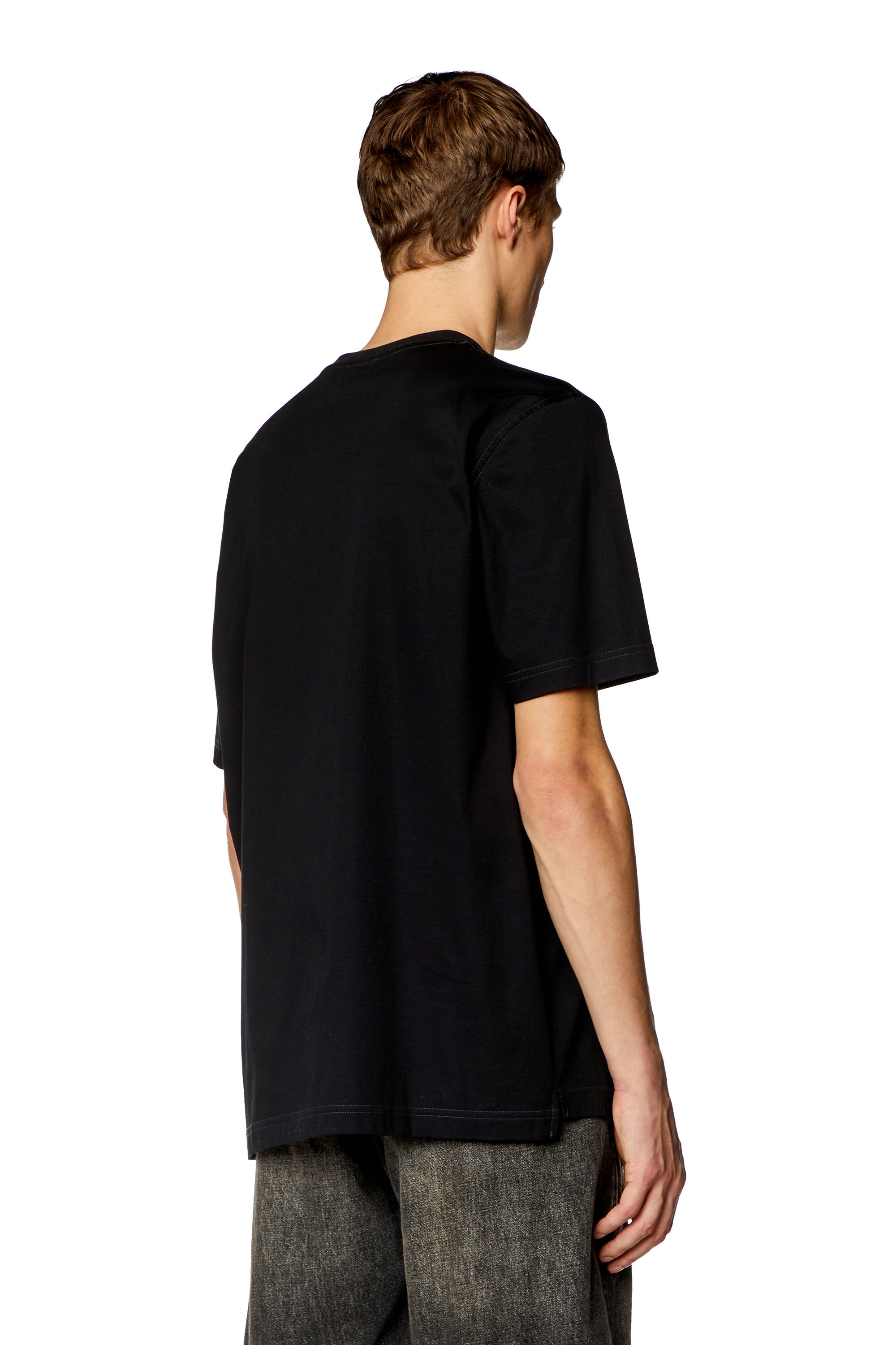 Diesel - T-MUST-SLITS-N2, Male Tシャツ in ブラック - Image 4