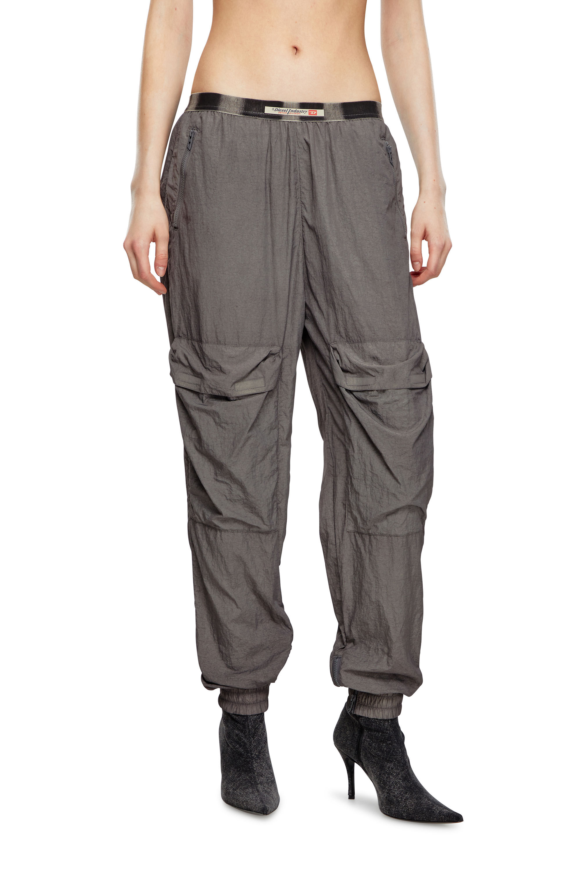 Diesel - P-ARADISE, Female Cargo pants in faded nylon in グレー - Image 3