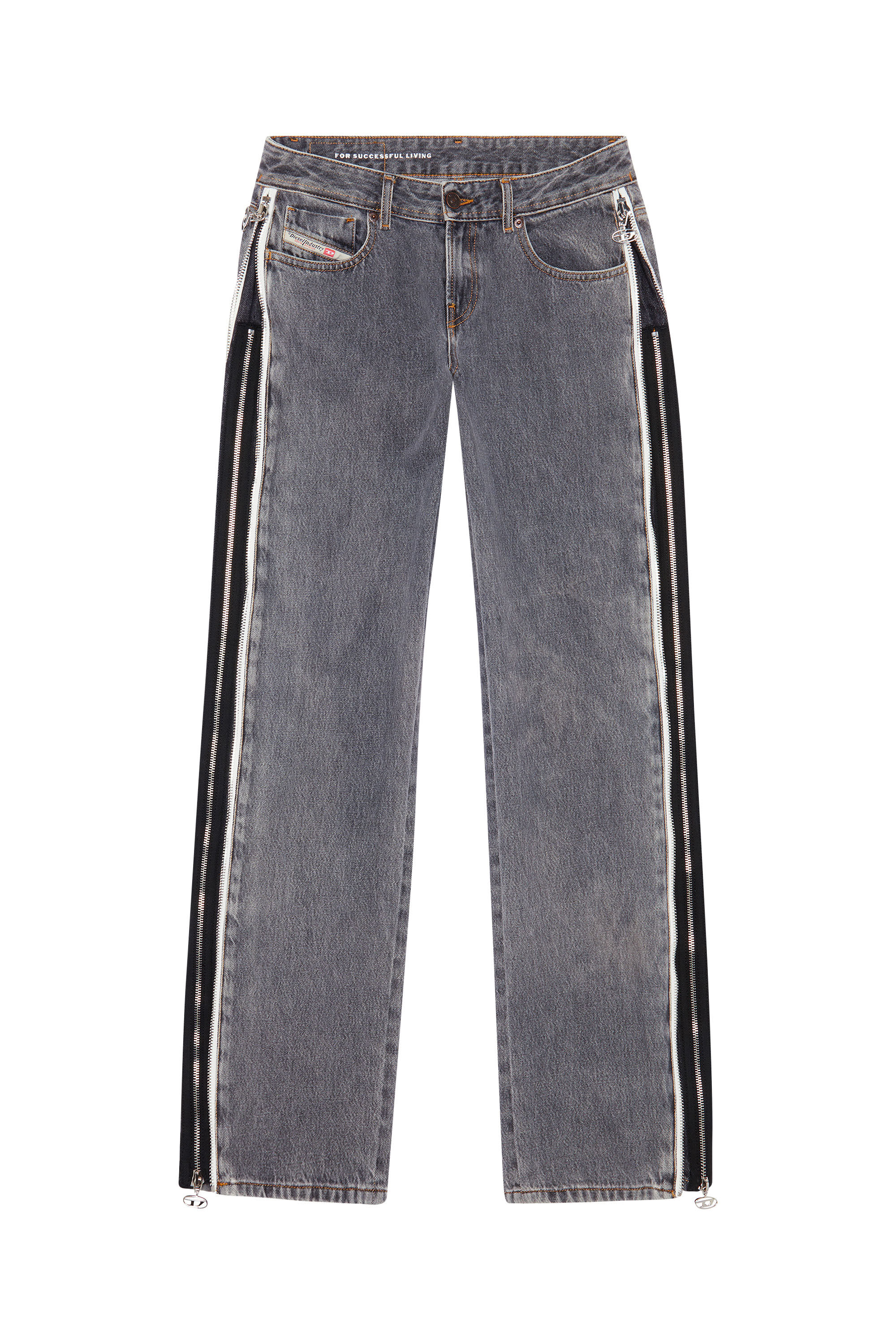 Straight Jeans 2002 09D18
