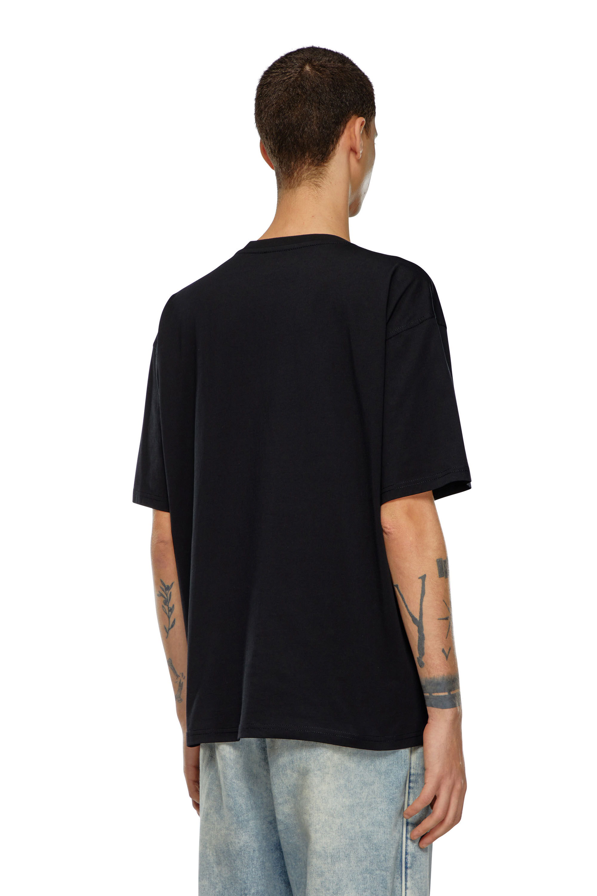 Diesel - T-BOXT-D, Unisex T-shirt with embroidered D patch in ブラック - Image 2