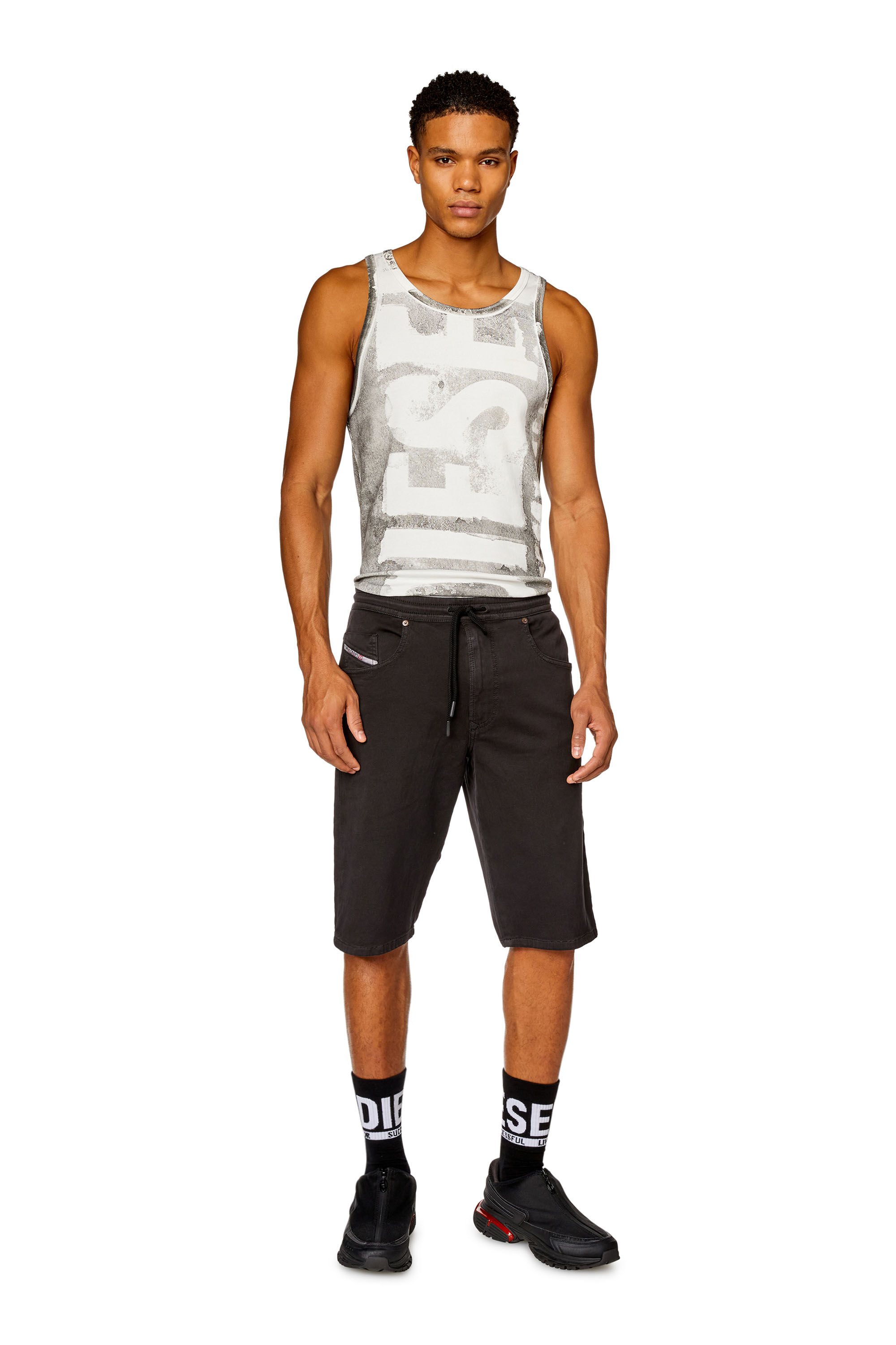 Diesel - 2033 D-KROOLEY-SHORT JOGG, ブラック - Image 1