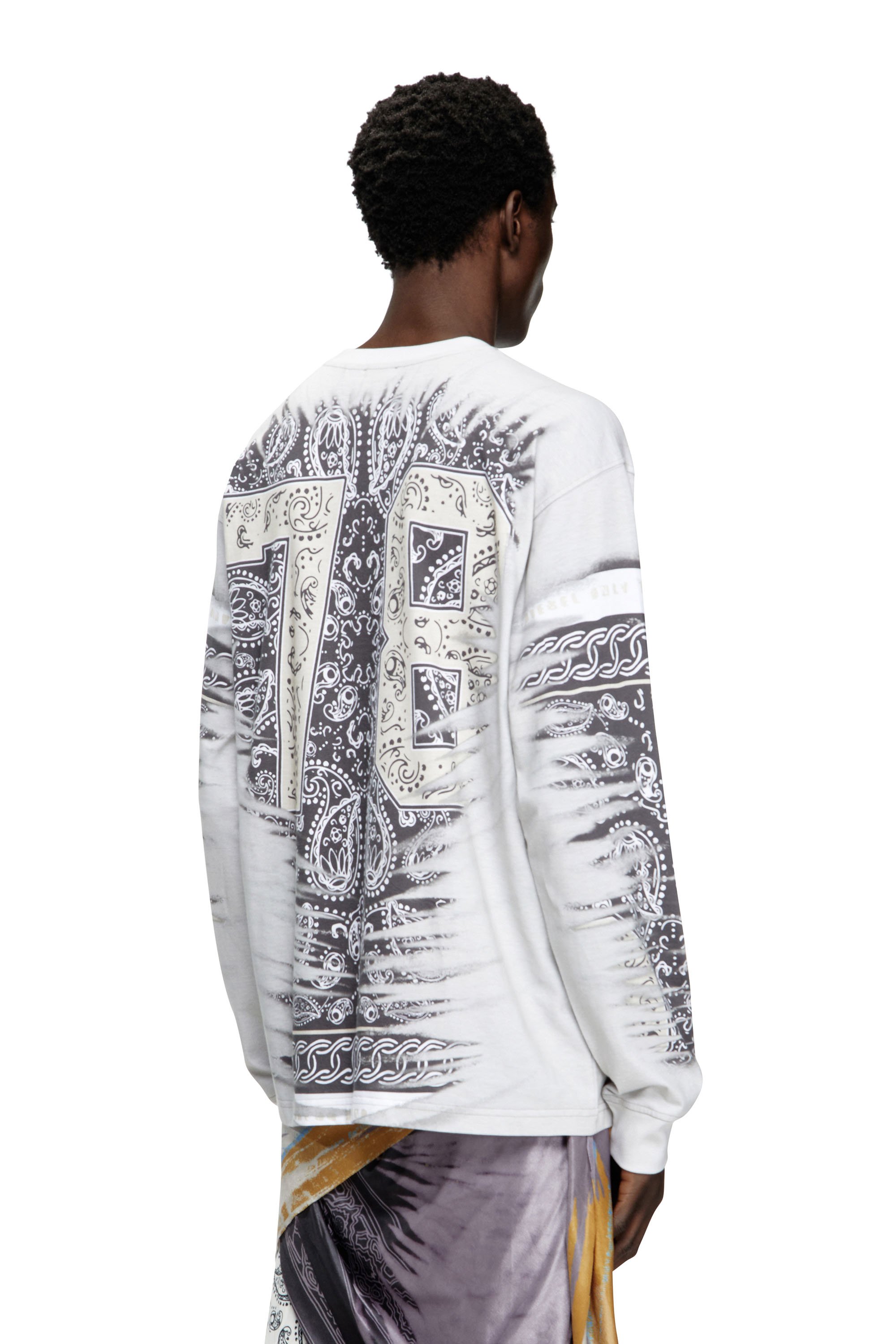 Diesel - T-NORM-LS-R1, Male's Long-sleeve T-shirt with 78 print in ブラック/ホワイト - 4