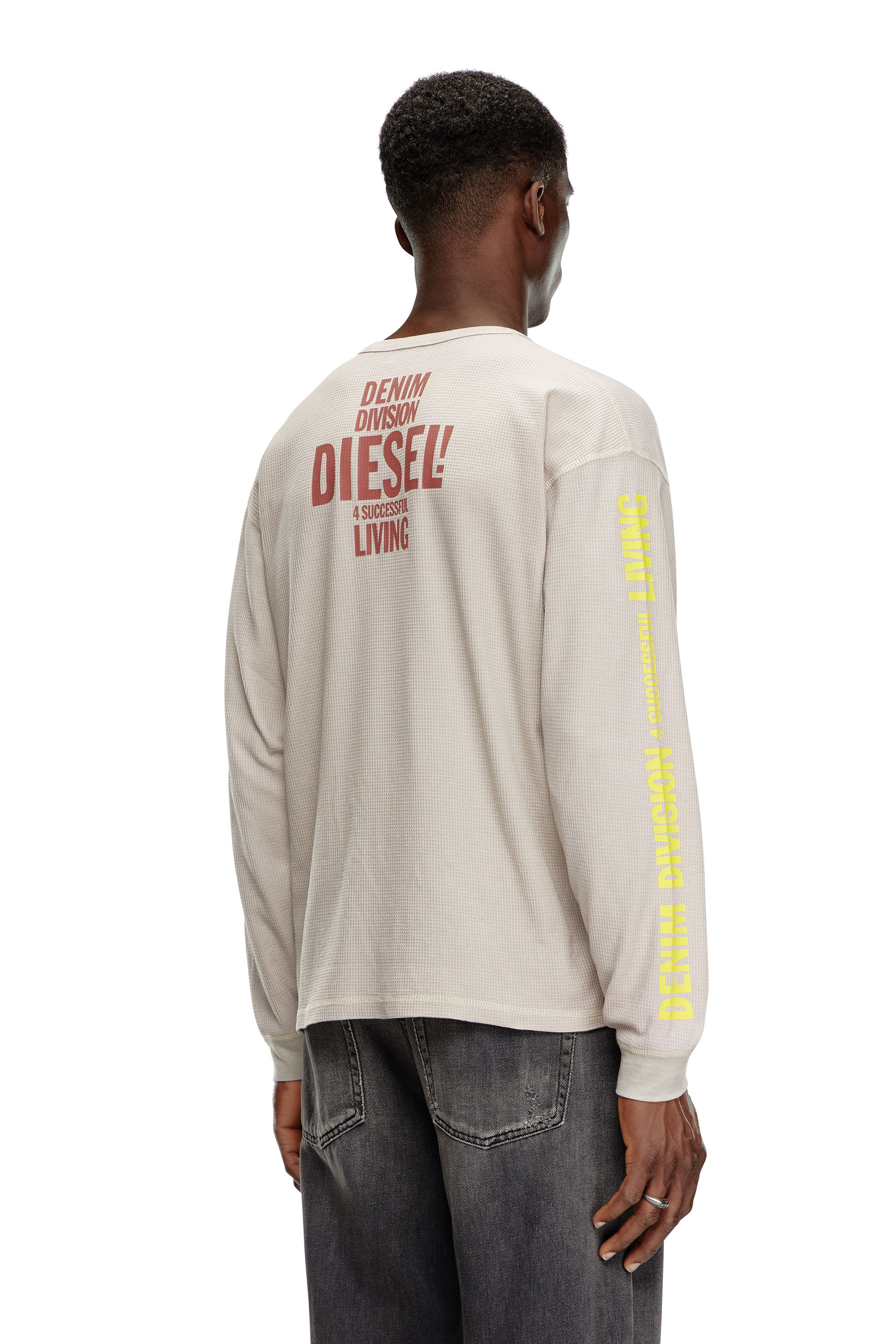 Diesel - T-BURNXT-LS, Male Long-sleeve T-shirt in burnout waffle in ピンク - Image 4