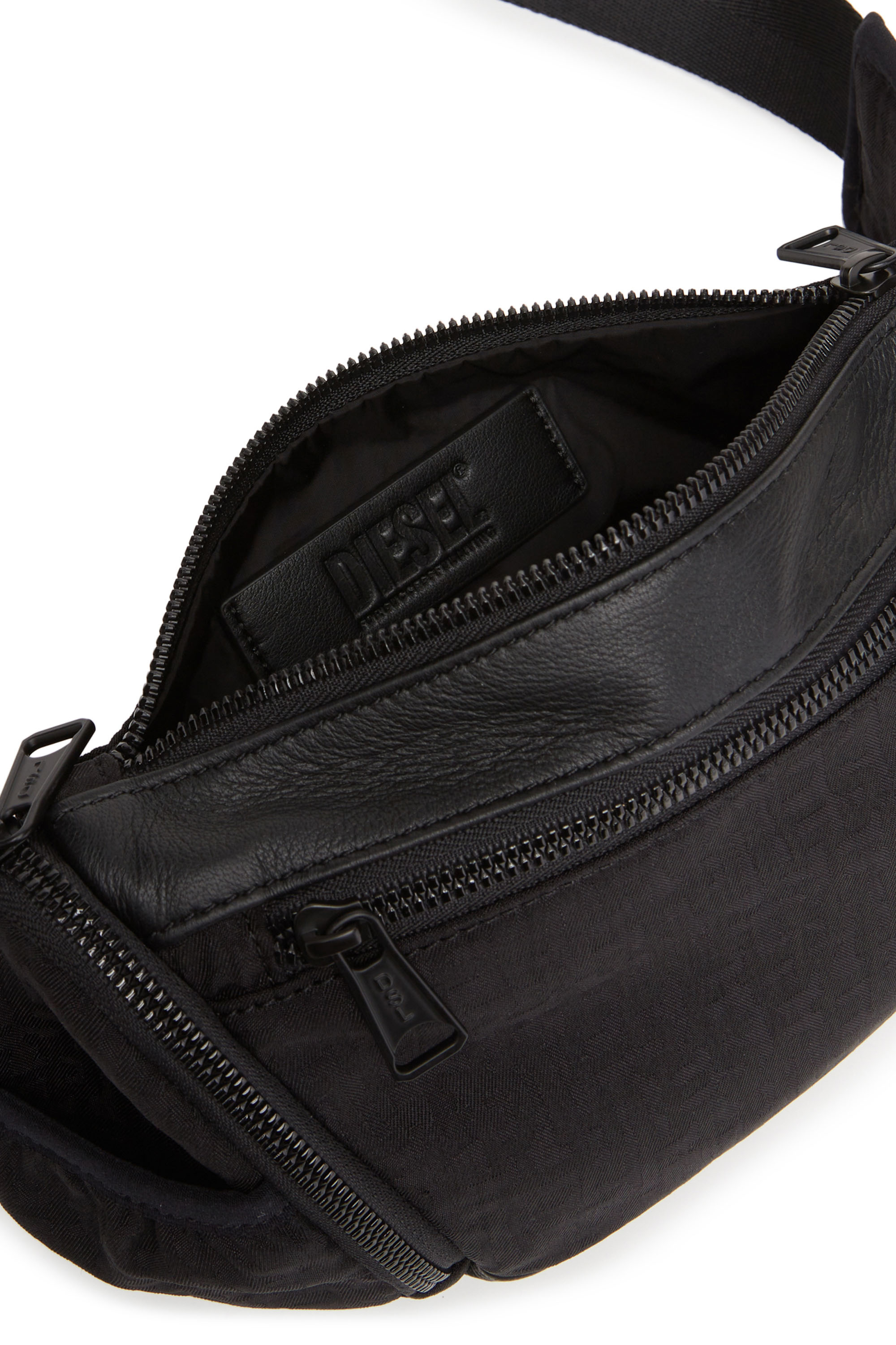 RAVE BELTBAG Rave Beltbag Belt Bag - Leather belt bag with metal D 