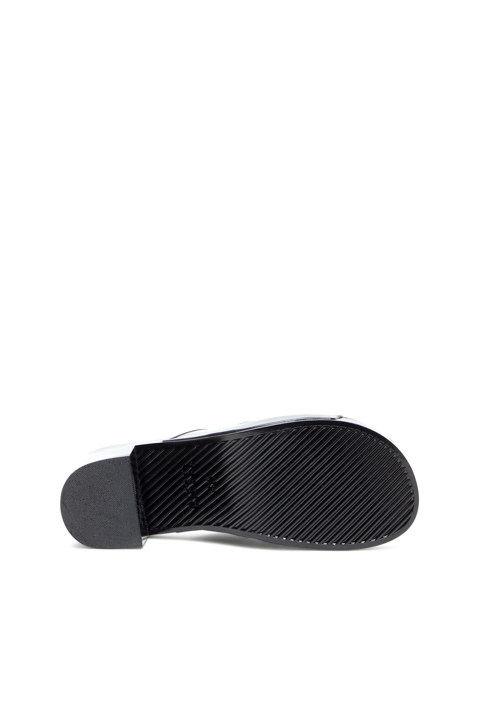 Diesel - SA-BONNIE, Female's Sa-Bonnie-Heeled rubber slides with cut-out logo in ブラック - 4