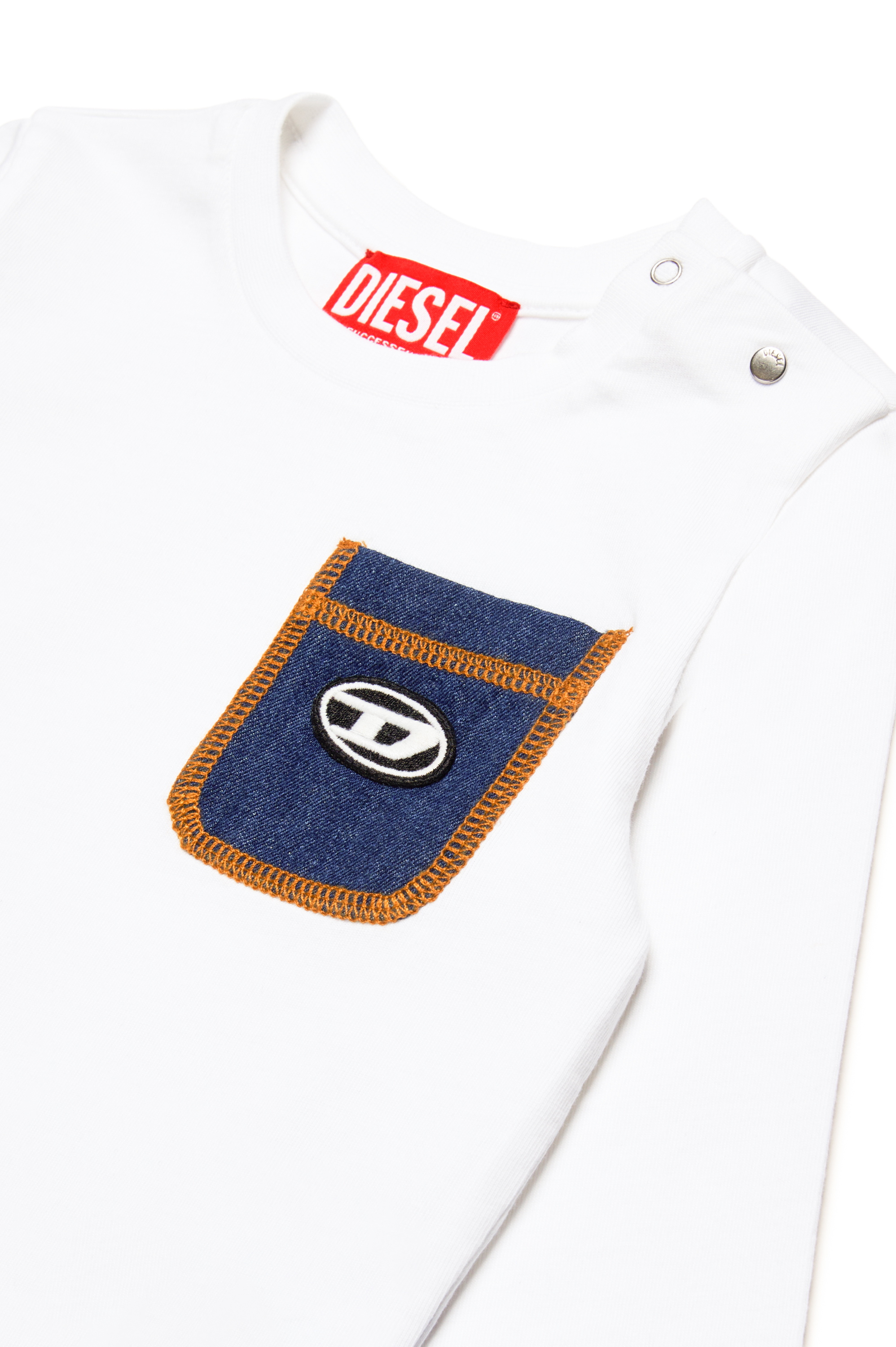 Diesel - TDUMBOB, Male Long-sleeve T-shirt with denim pocket in ホワイト - Image 3