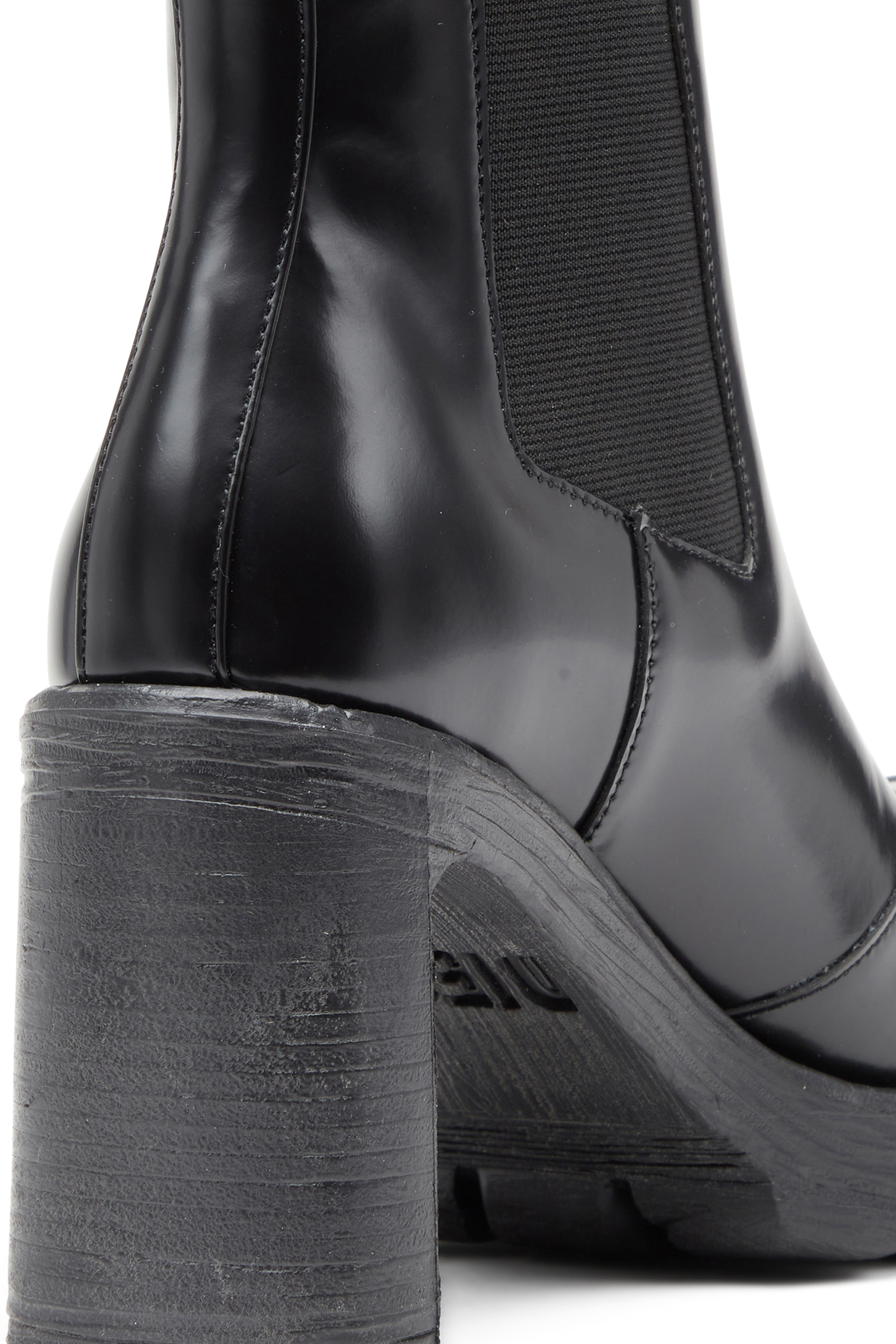 Diesel - D-HAMMER CH D W, Female D-Hammer-High-heel boots with Oval D plaque in ブラック - Image 4