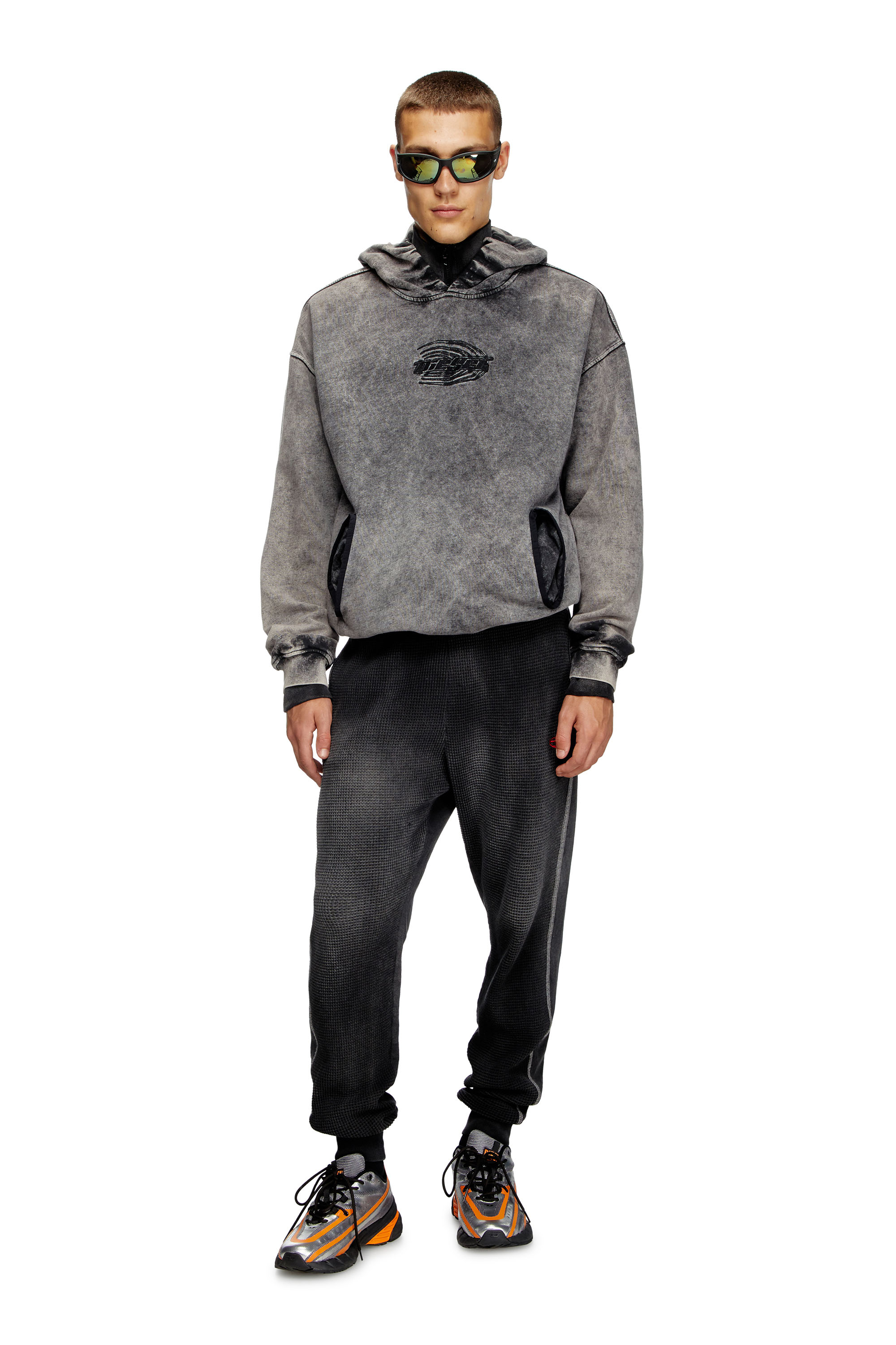 Diesel - P-WAFY, Male's Waffle track pants in ブラック - 2