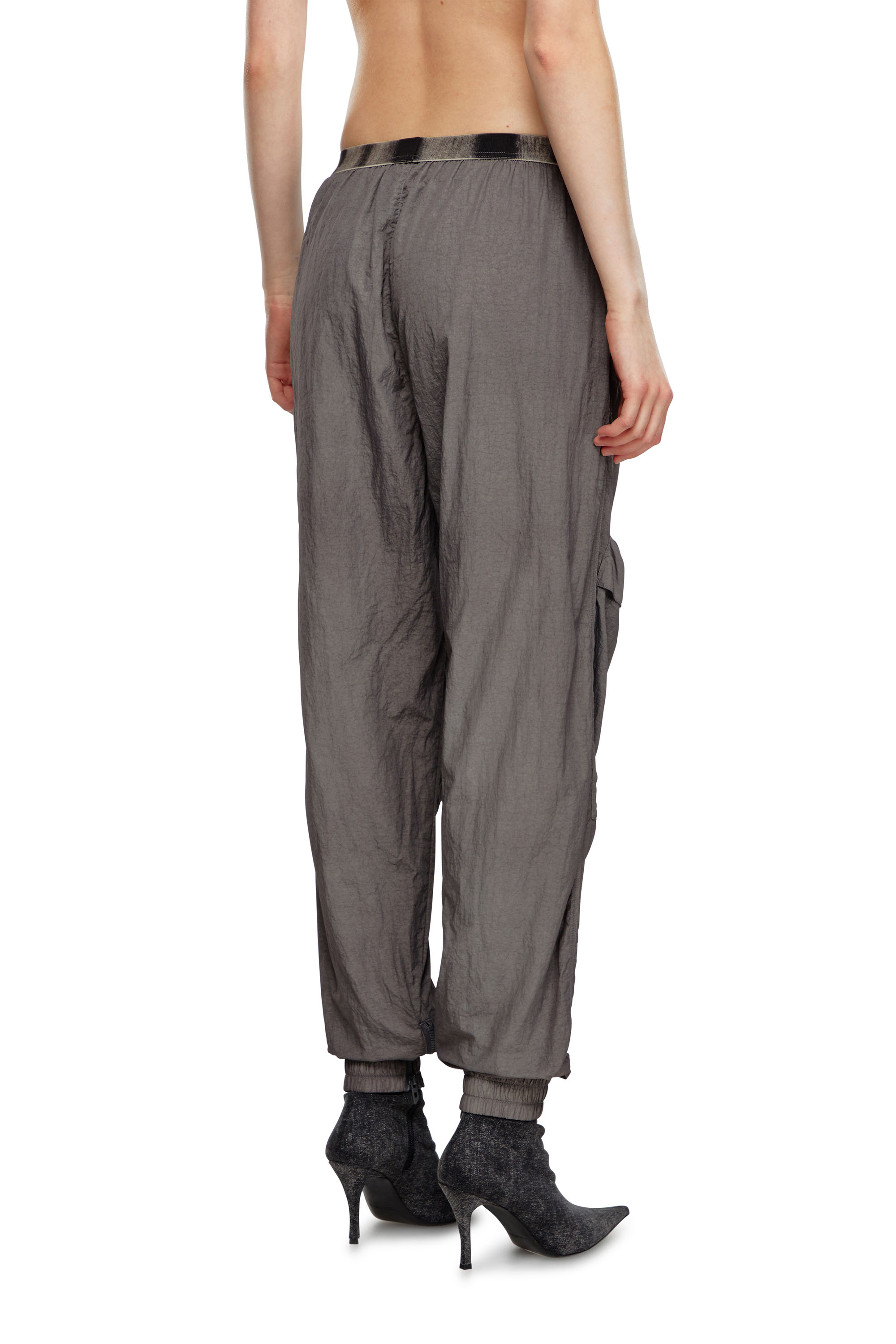Diesel - P-ARADISE, Female Cargo pants in faded nylon in グレー - Image 4