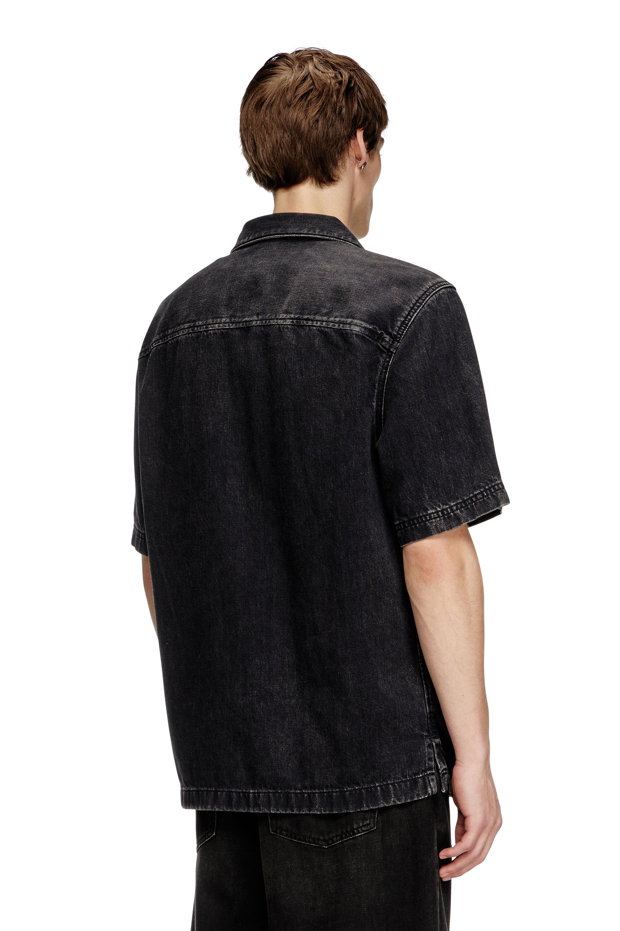 Diesel - D-PAROSHORT, Male's Bowling shirt in Tencel denim in ブラック - 4