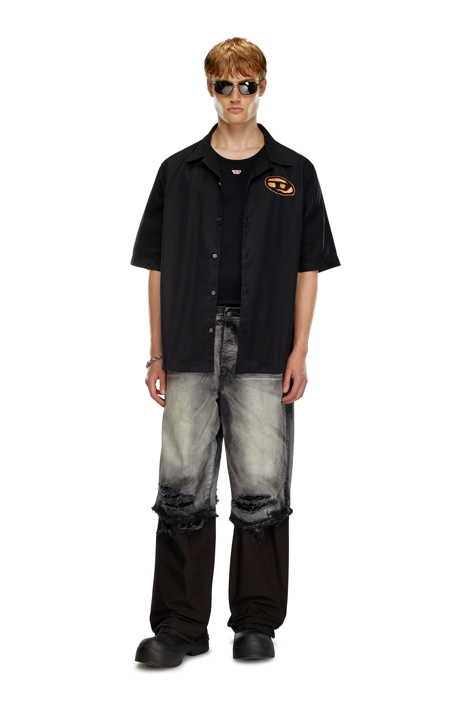 Diesel - S-STAN-BLEACH, Male Bowling shirt with bleached effect in ブラック - Image 2