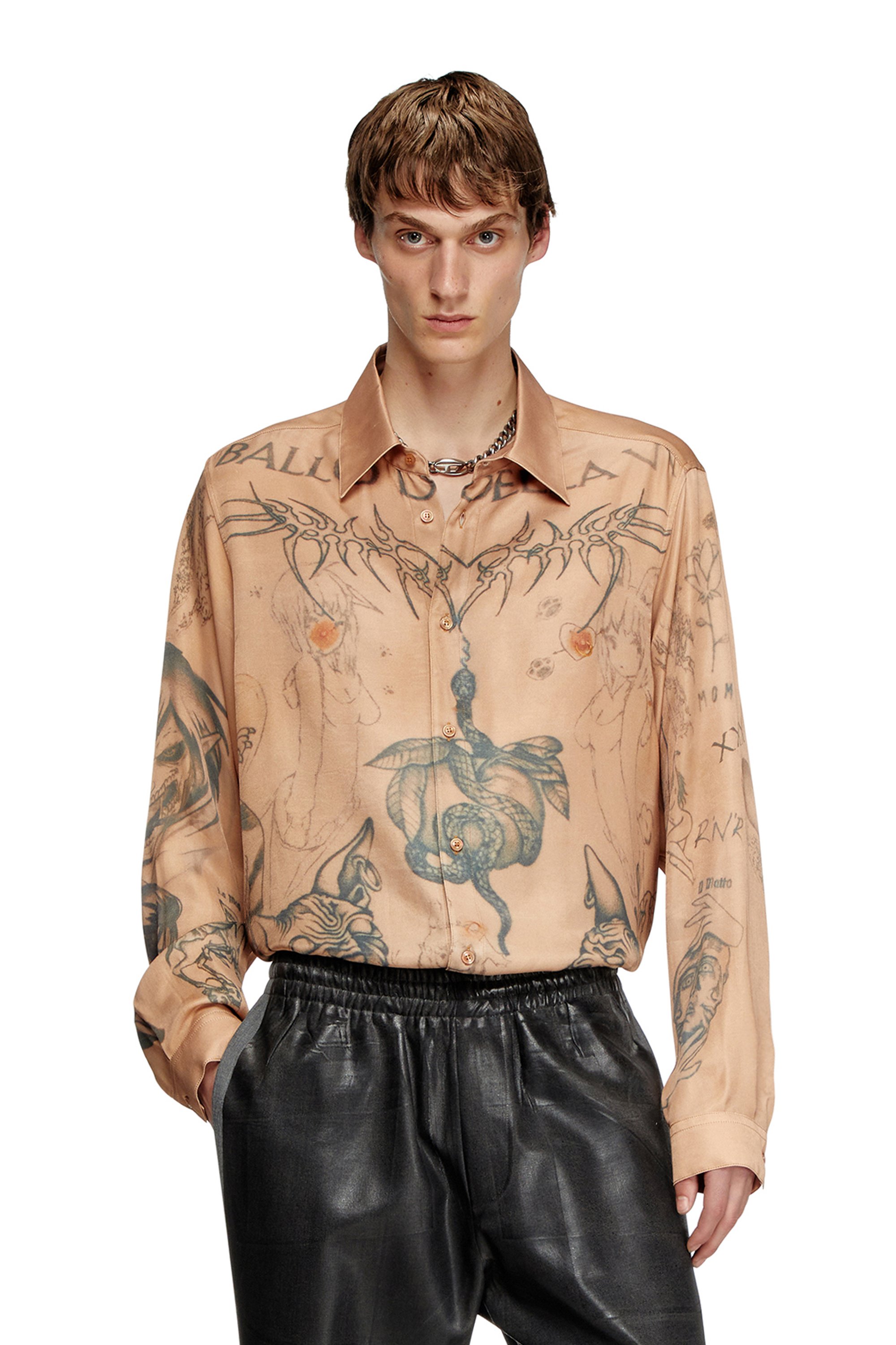 Diesel - S-SIMPLY-TTO-DD, Unisex's Fluid satin shirt with tattoo print in ベージュ - 2