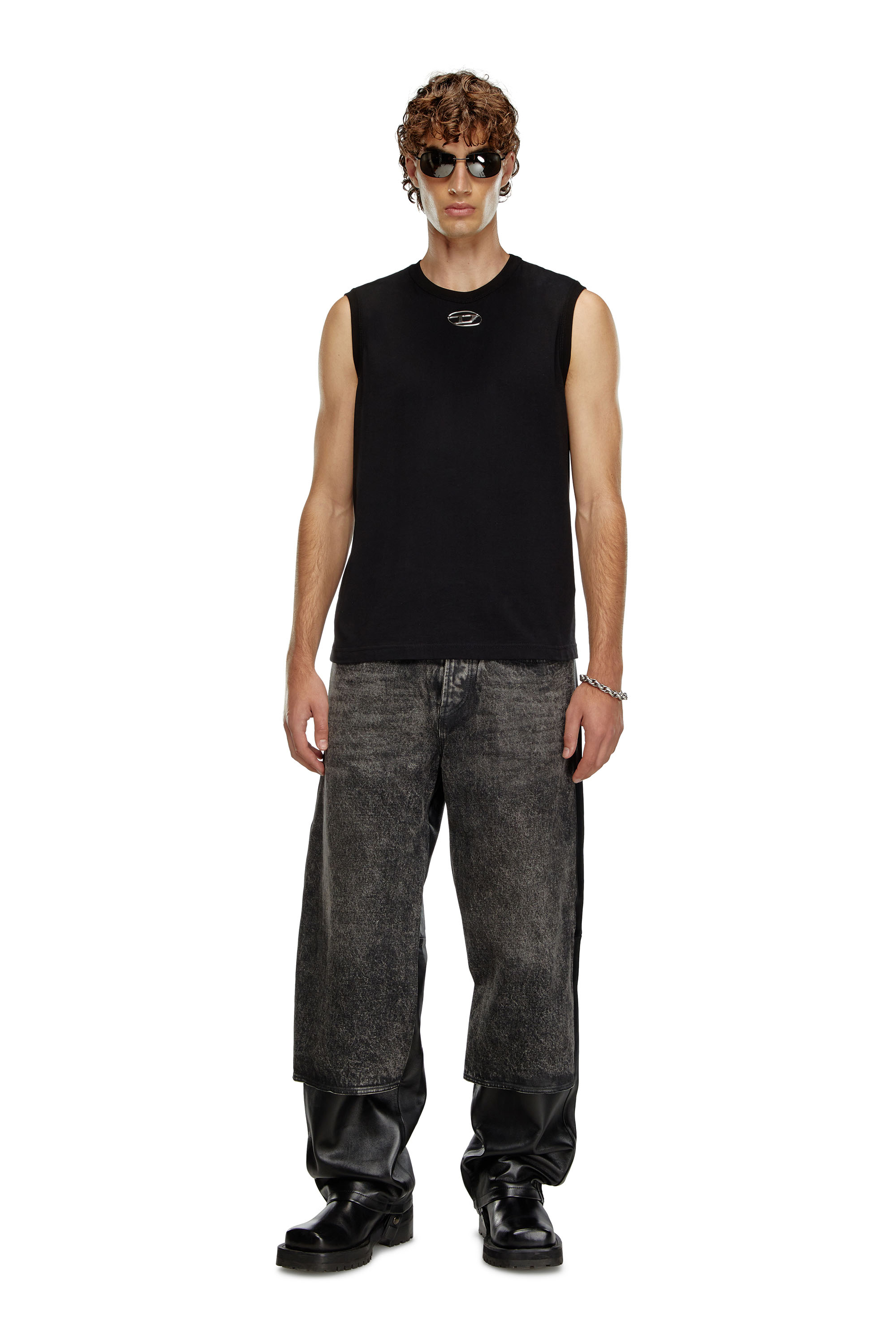 Diesel - T-BISCO-OD, Male Tank top with injection-moulded Oval D in ブラック - Image 2