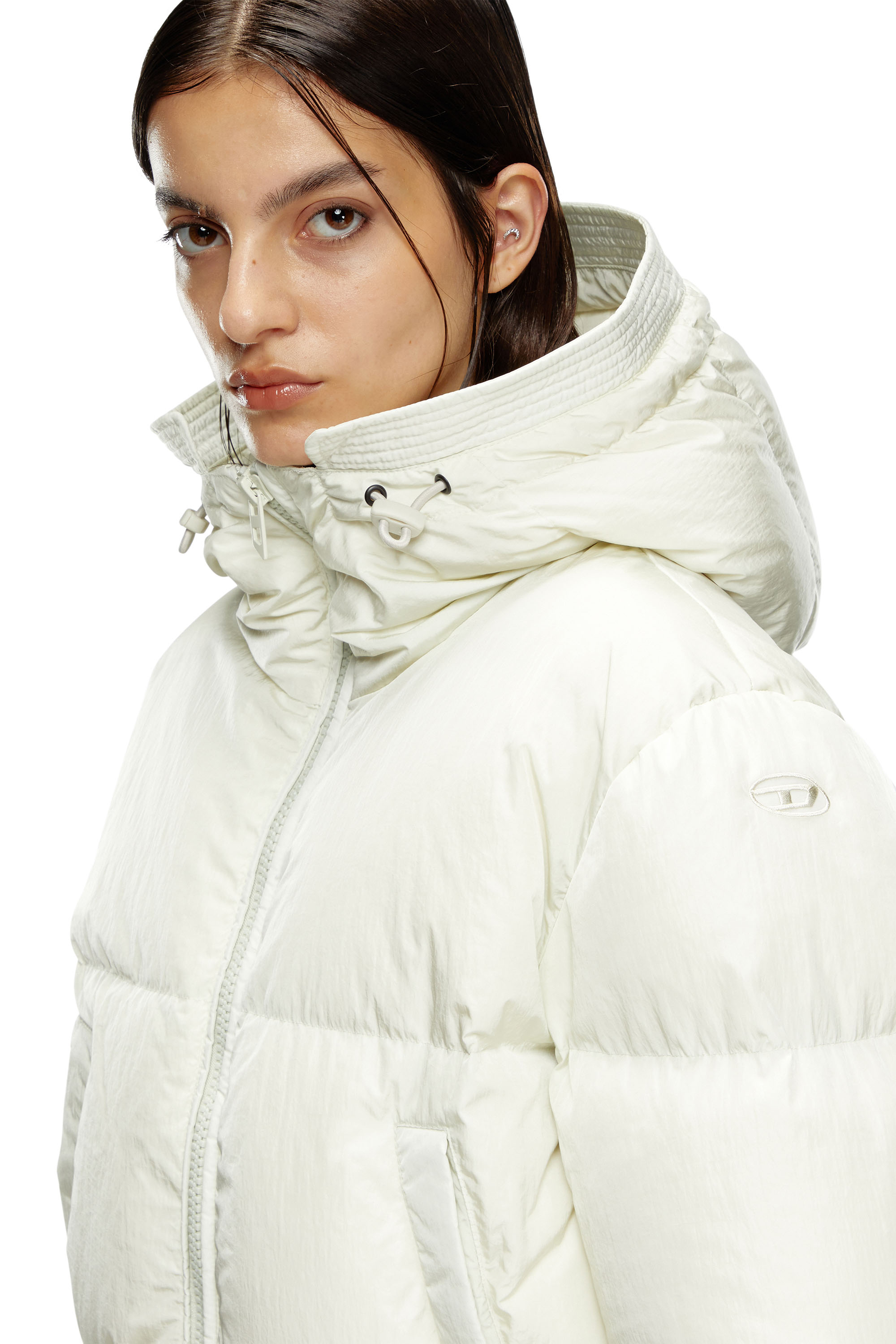 Diesel - W-PEYT-SHORT-NEW-P1, Female's Hooded down jacket in crinkled nylon in ホワイト - 5