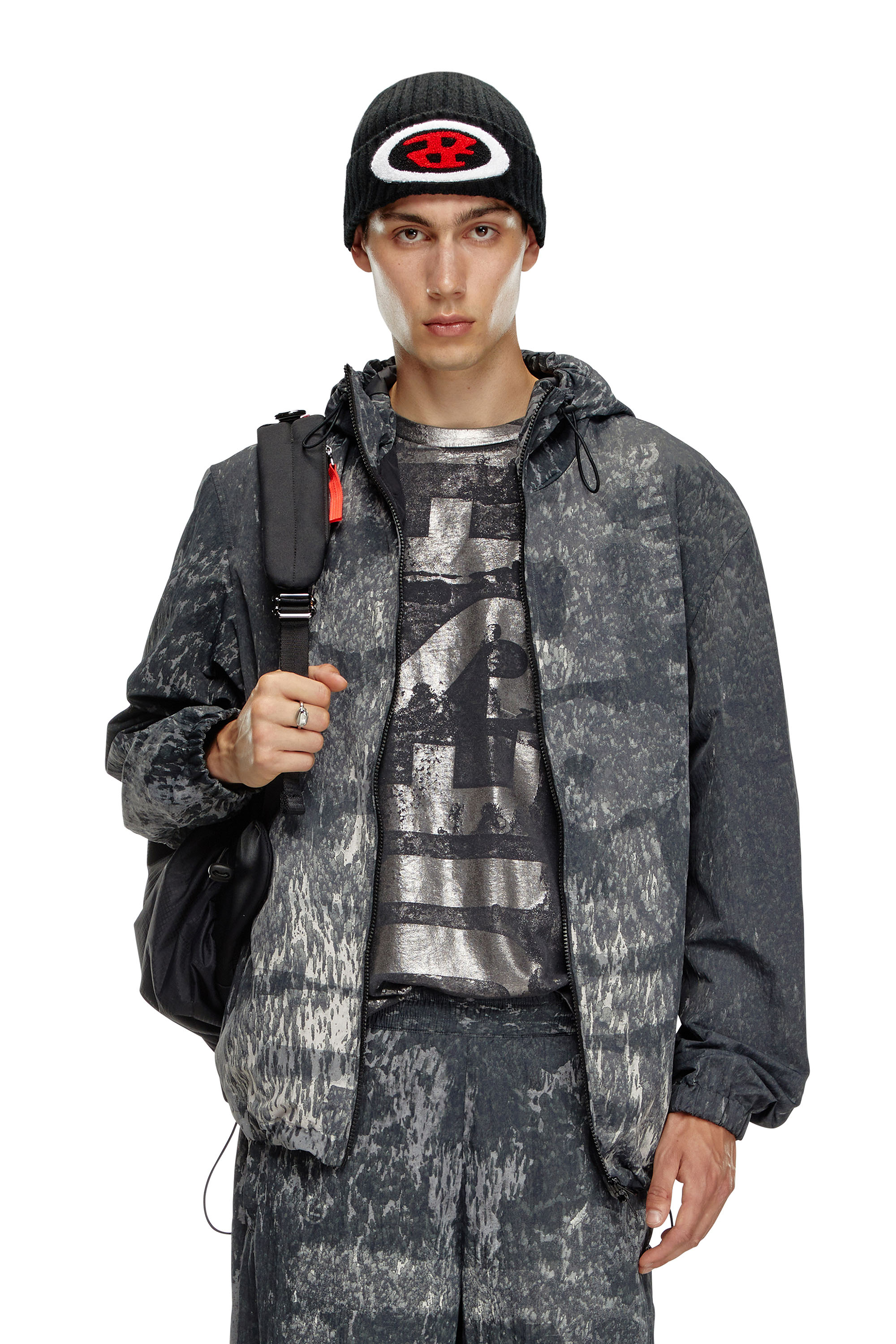 Diesel - J-BRICK, Male's Hooded windbreaker with Rain Camo print in ブラック - 1