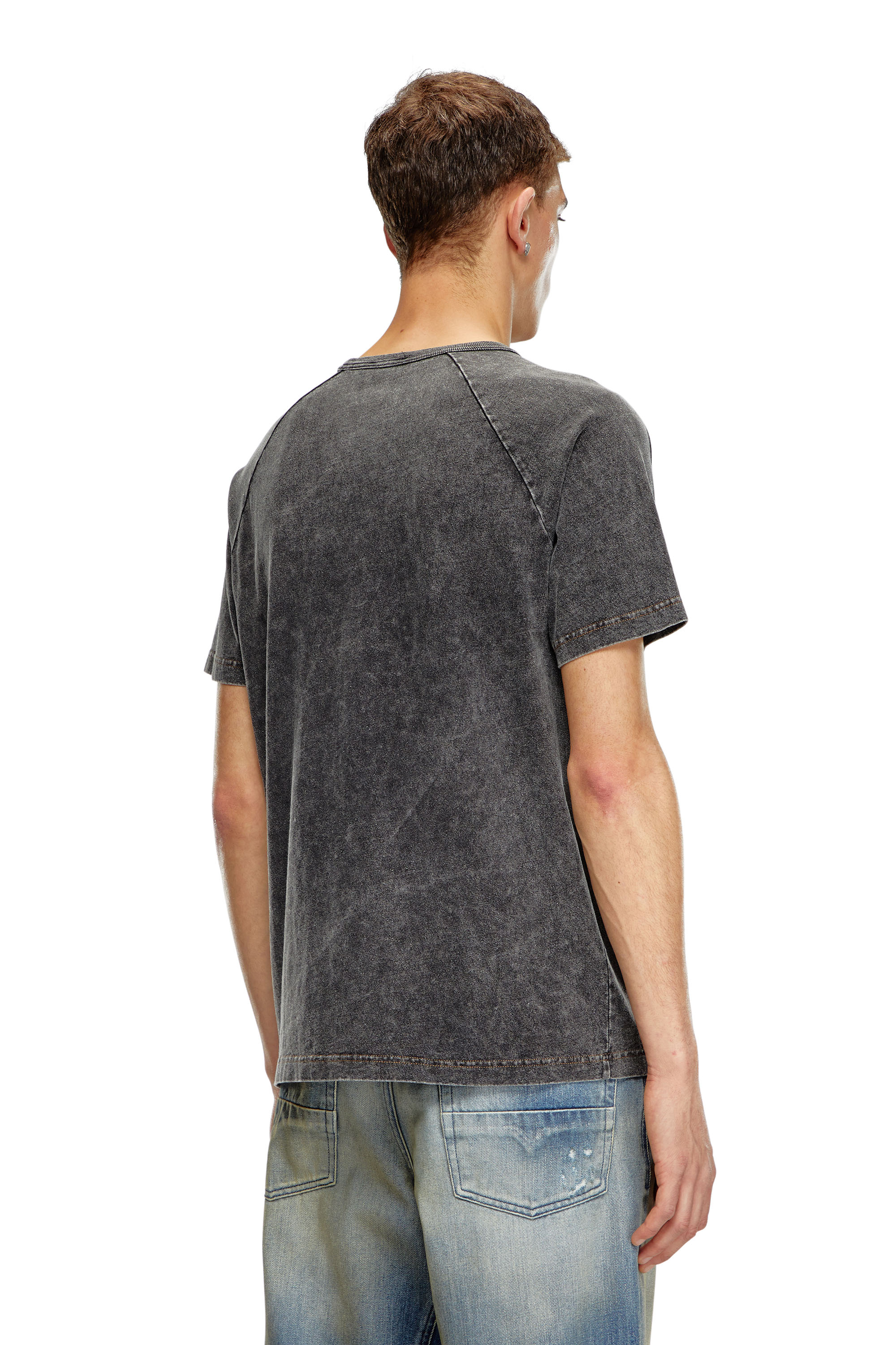 Diesel - T-RADJUST-Q1, Male Marble-effect T-shirt with glossy band in ブラック - Image 4