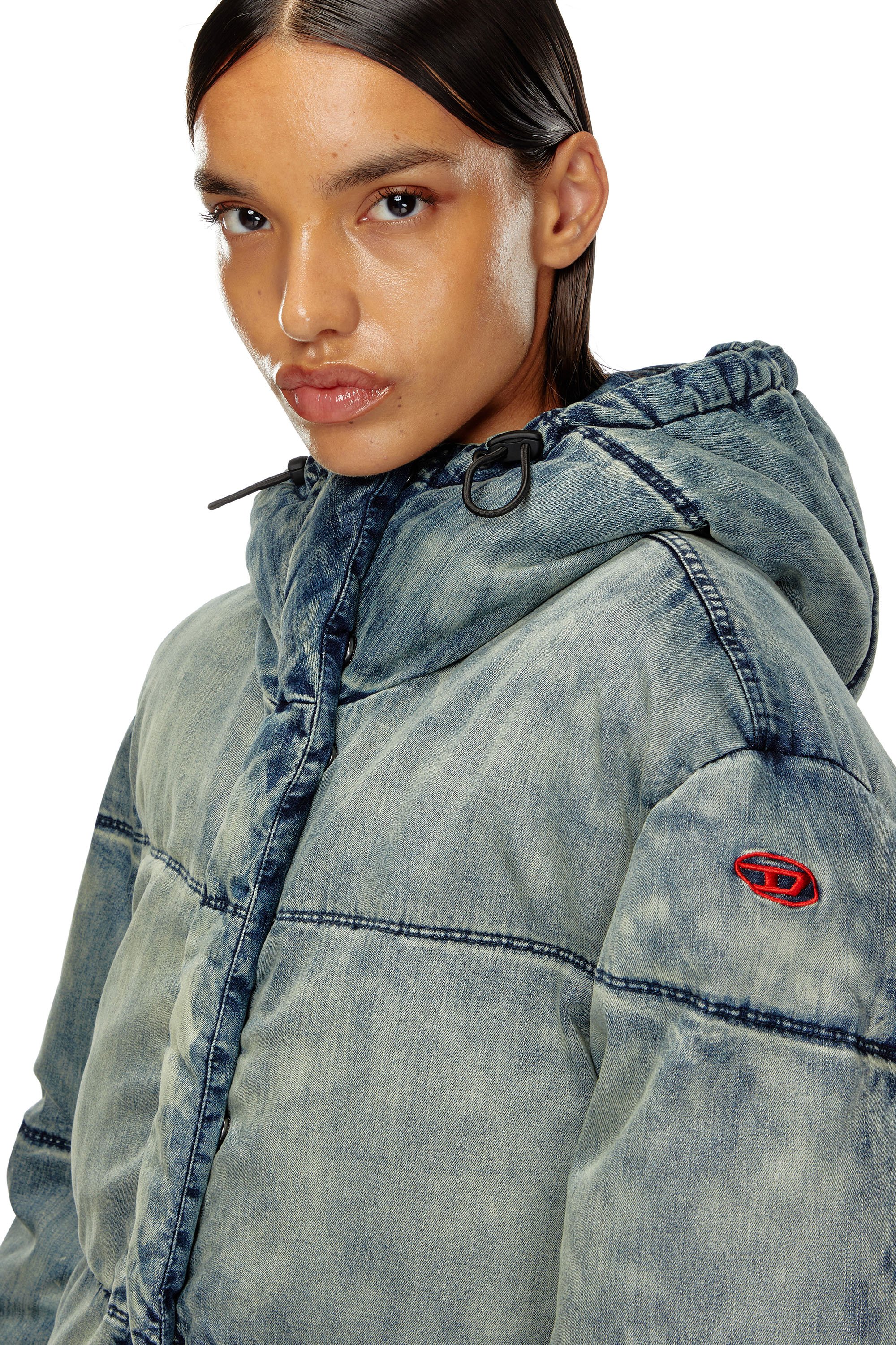 Diesel - W-AVES-LONG, Female's Hooded puffer coat in stretch denim in ブルー - 5