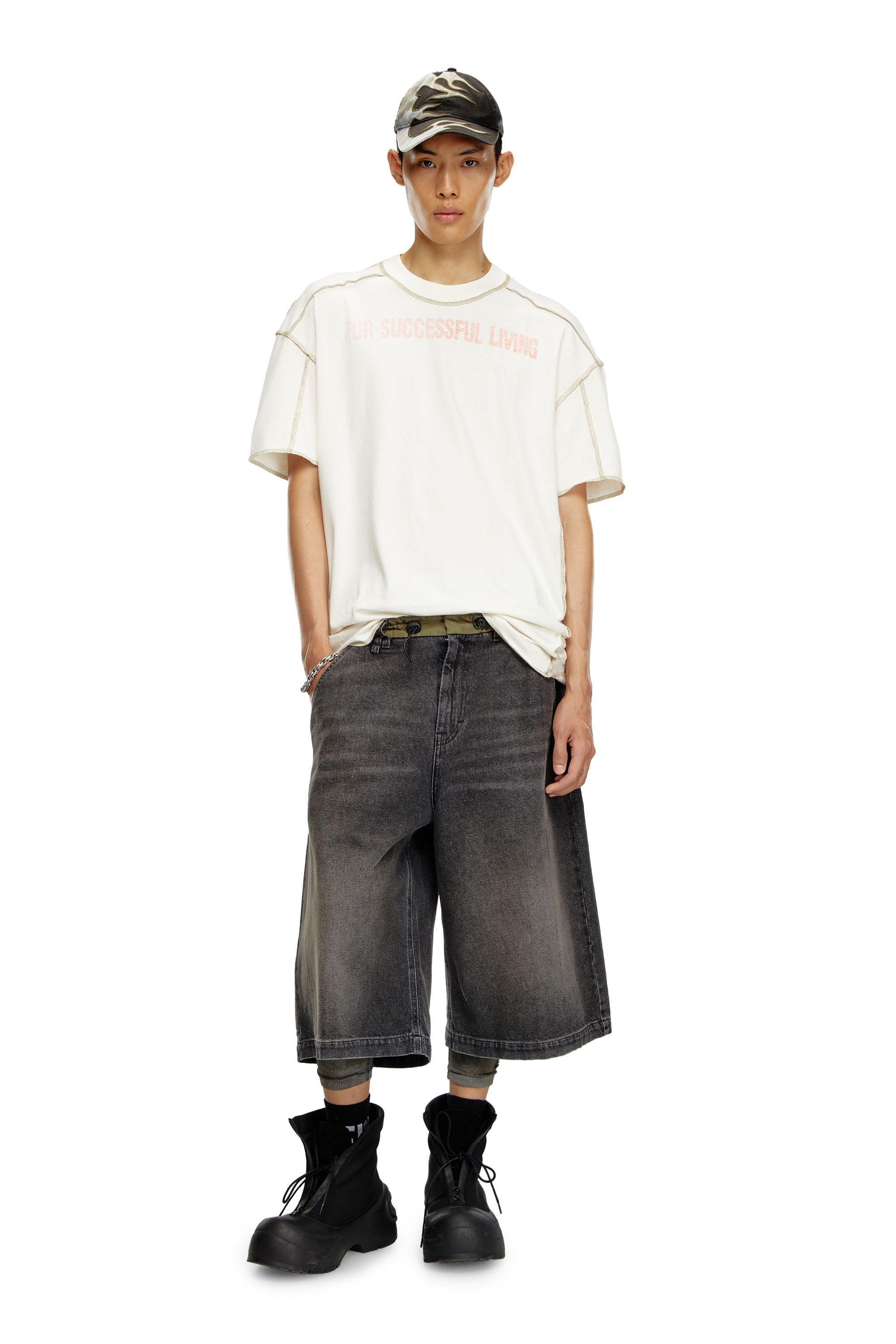 Diesel - T-CRAOR, Male T-shirt with inside-out effect in ホワイト - Image 2