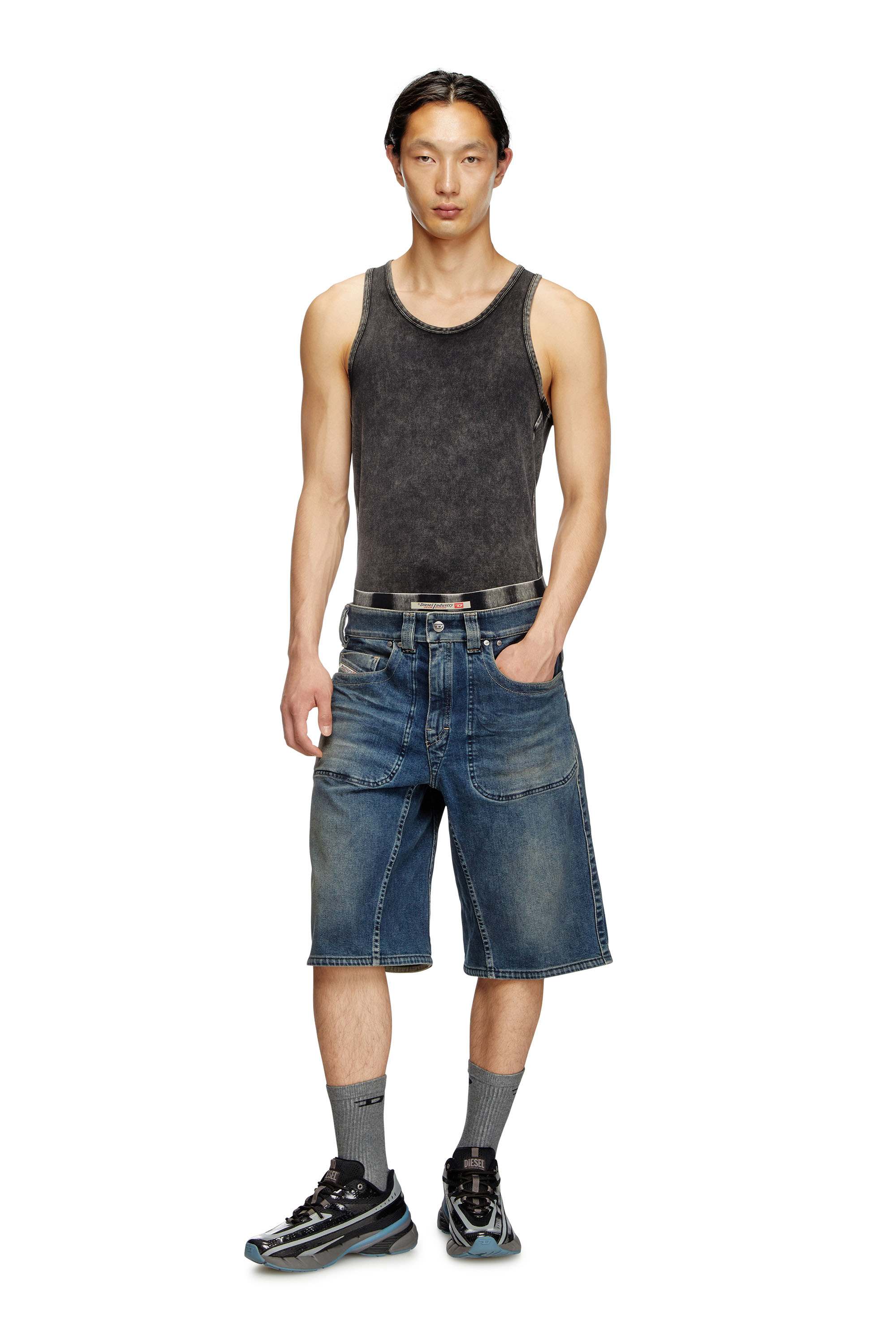 Diesel - D-MACRO-RE SHORT, Male's Bermuda shorts in Rehab denim in ダークブルー - 2