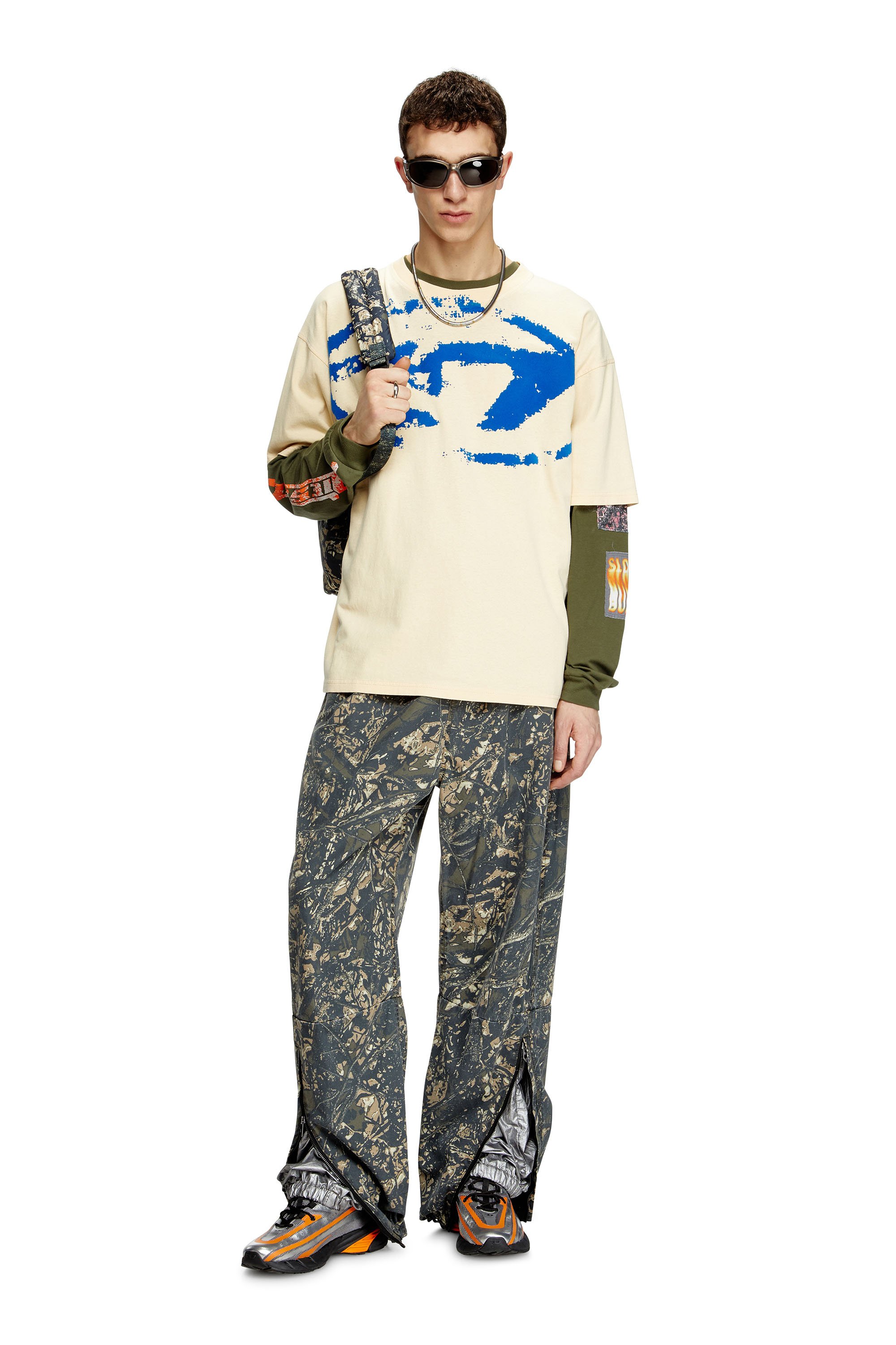 Diesel - T-BOXT-N14, Male's Tシャツ in ライトブラウン - 2