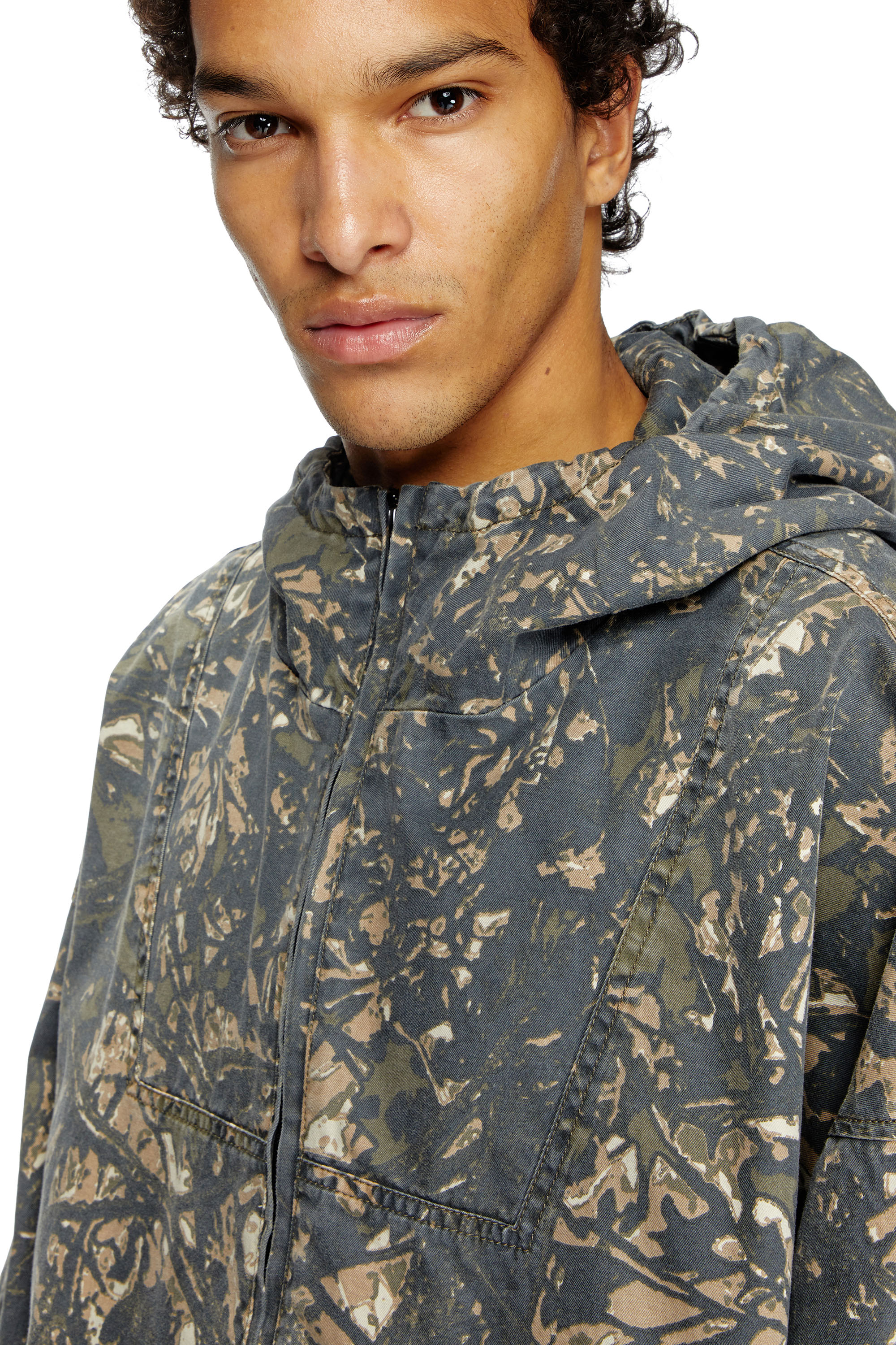 Diesel - J-LINT, Male's Hooded jacket with camo print in グリーン/ブラウン - 5