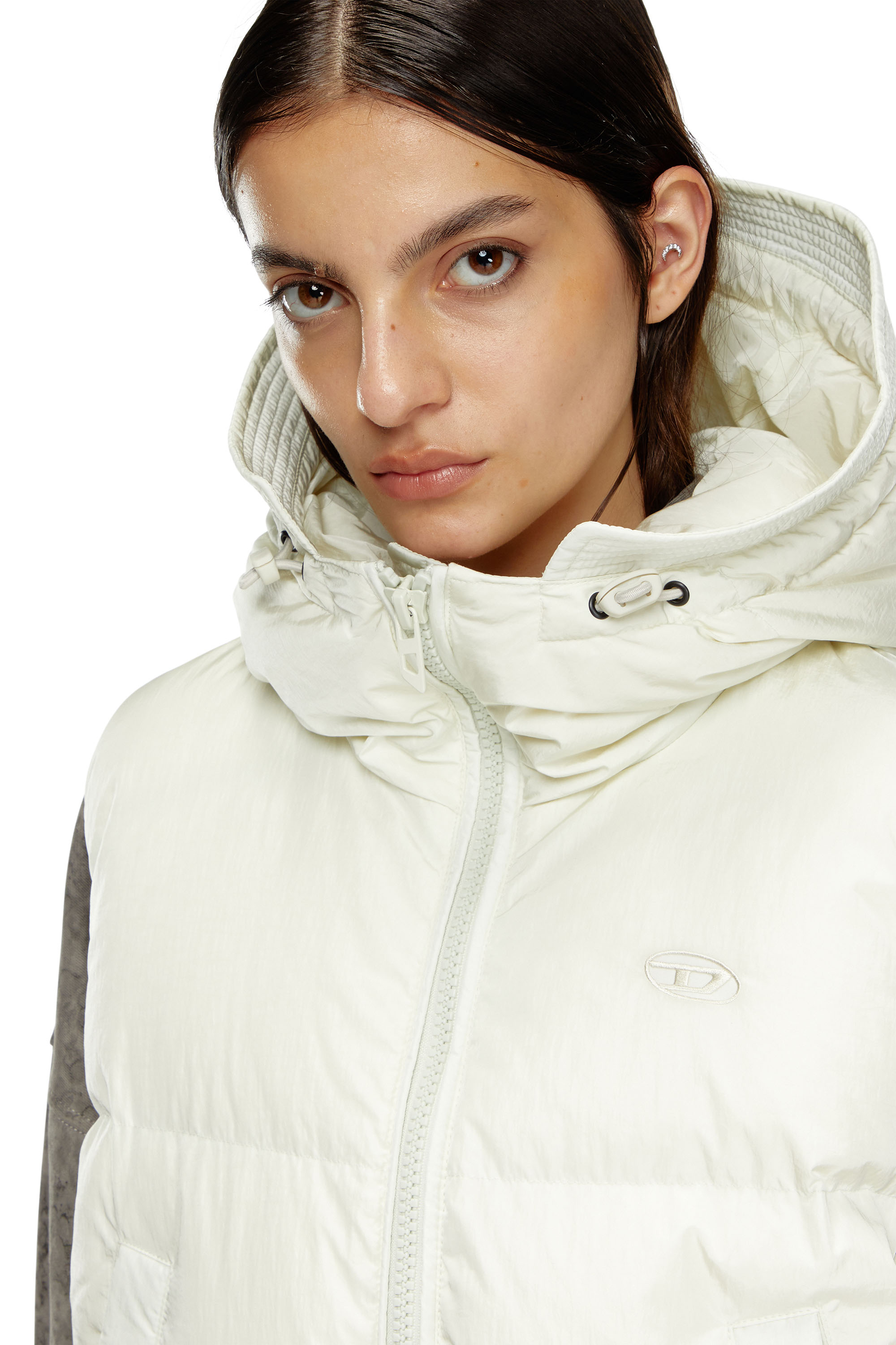 Diesel - W-PEYT-SSL-NEW-P1, Female's Hooded down vest in crinkled nylon in ホワイト - 5