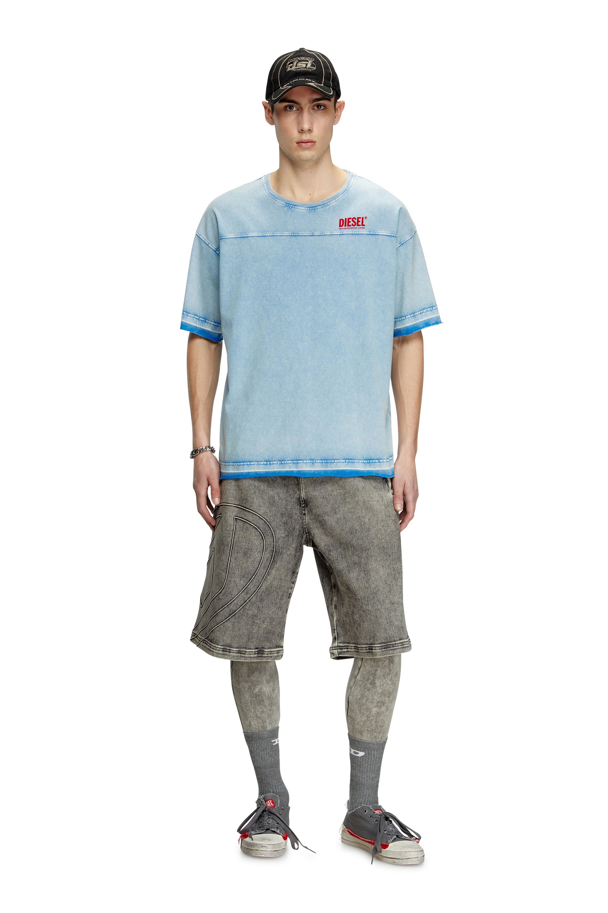 Diesel - T-HOXT, Male's Denim-look T-shirt with released hems in ライトブルー - 2