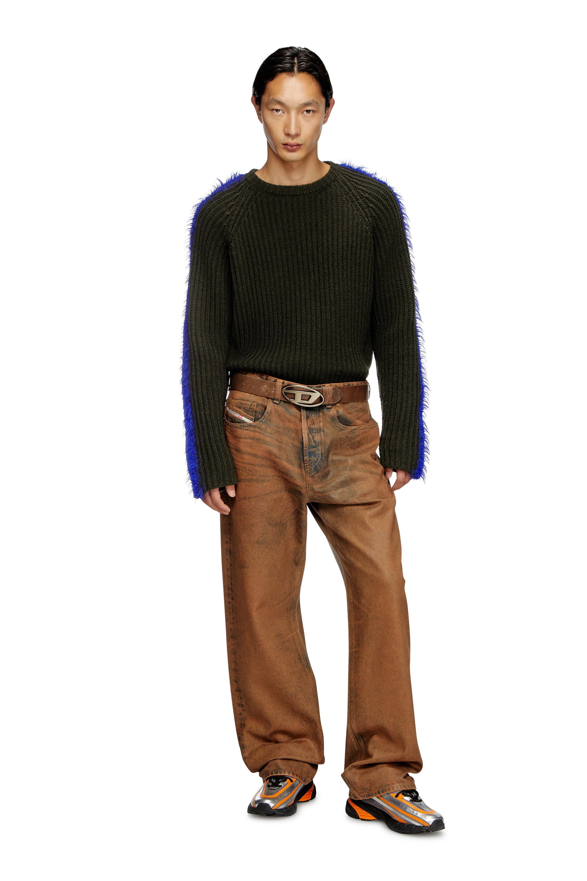 Diesel - K-TRICKY, Male's Wool-blend jumper with fuzzy bands in オリーブグリーン - 2