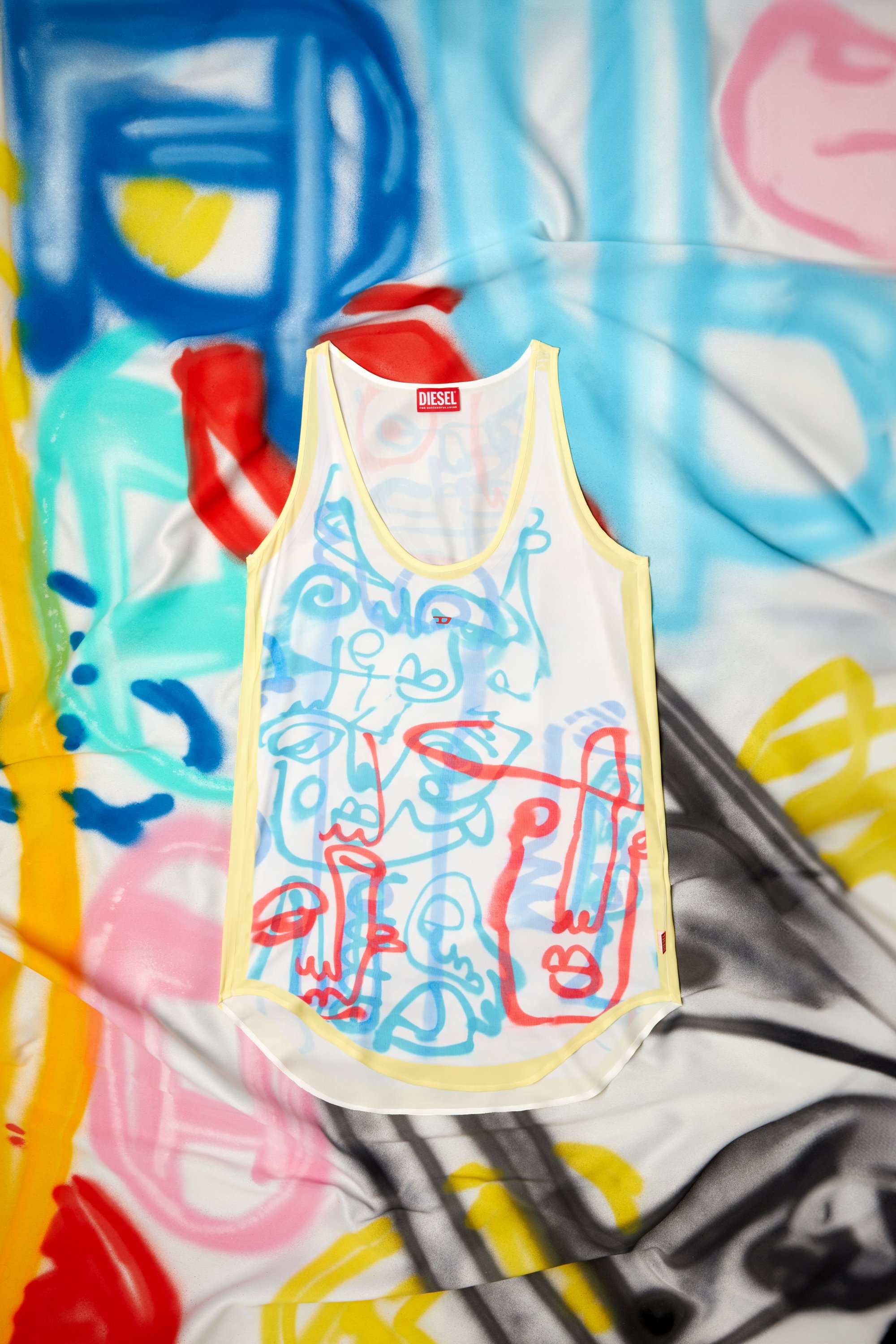 Diesel - D-LINZ-GRAFFITI-AFR, Female's Satin tank top with graffiti print in ホワイト/イエロー - 3