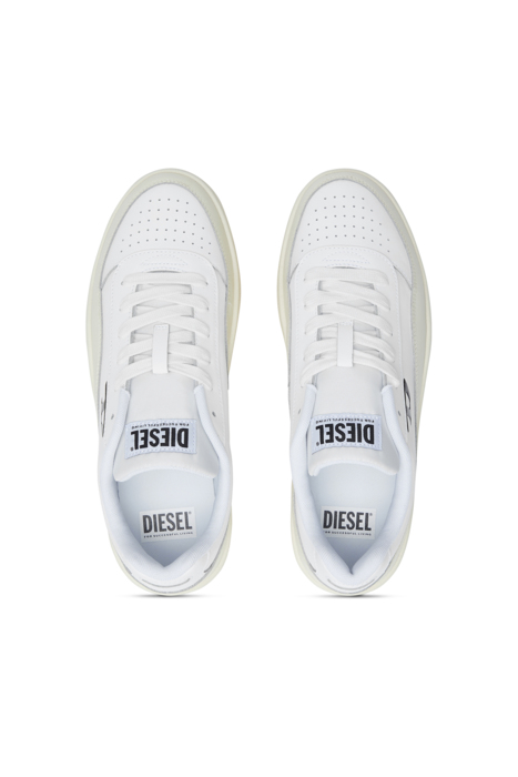 Diesel - S-TRACKER-D LOW, Male's S-Tracker-D-Low top sneaker in ホワイト/ベージュ - 5