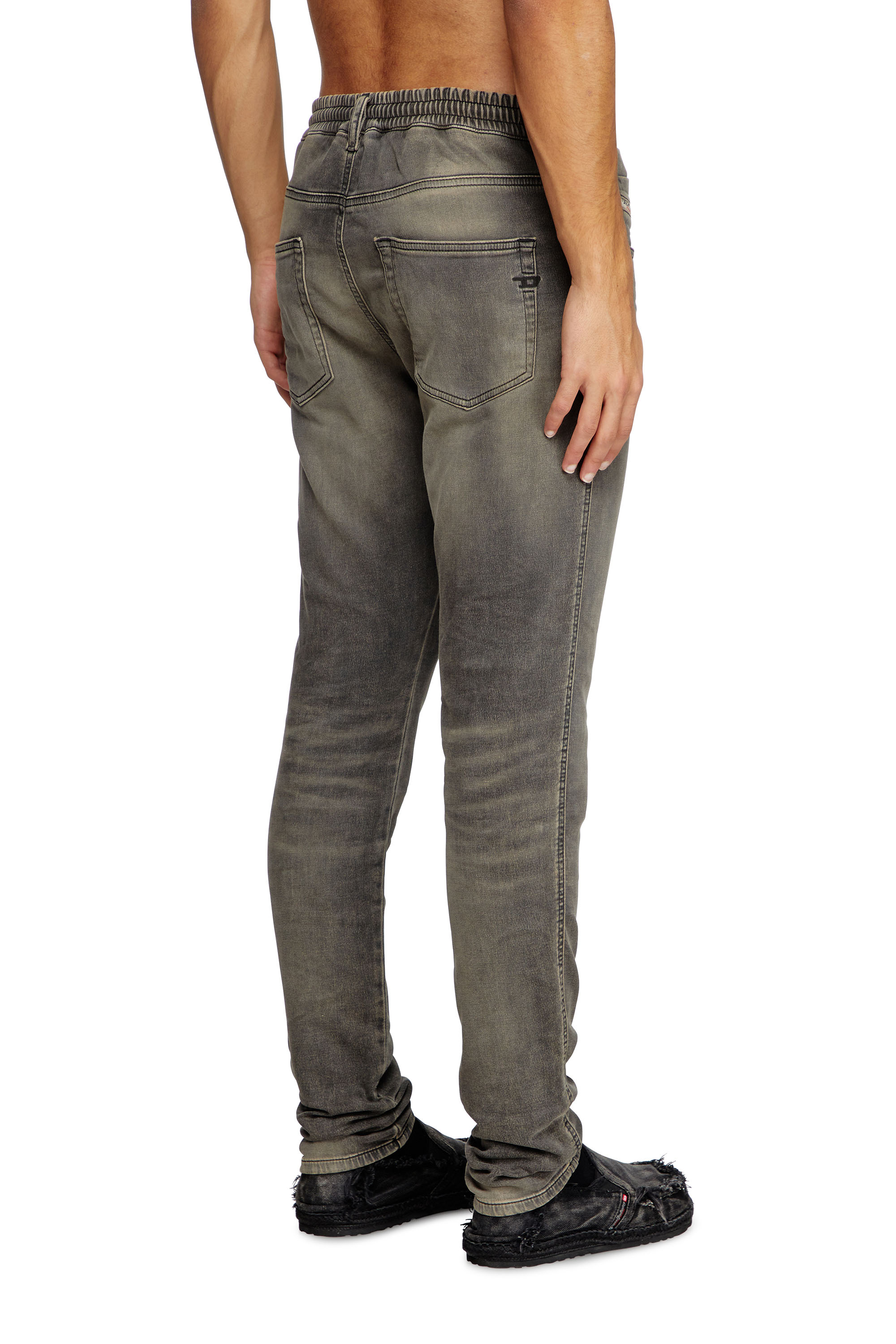 Diesel - Male's Slim 2060 D-Strukt Joggjeans® 068PD, ライトグレー - 4