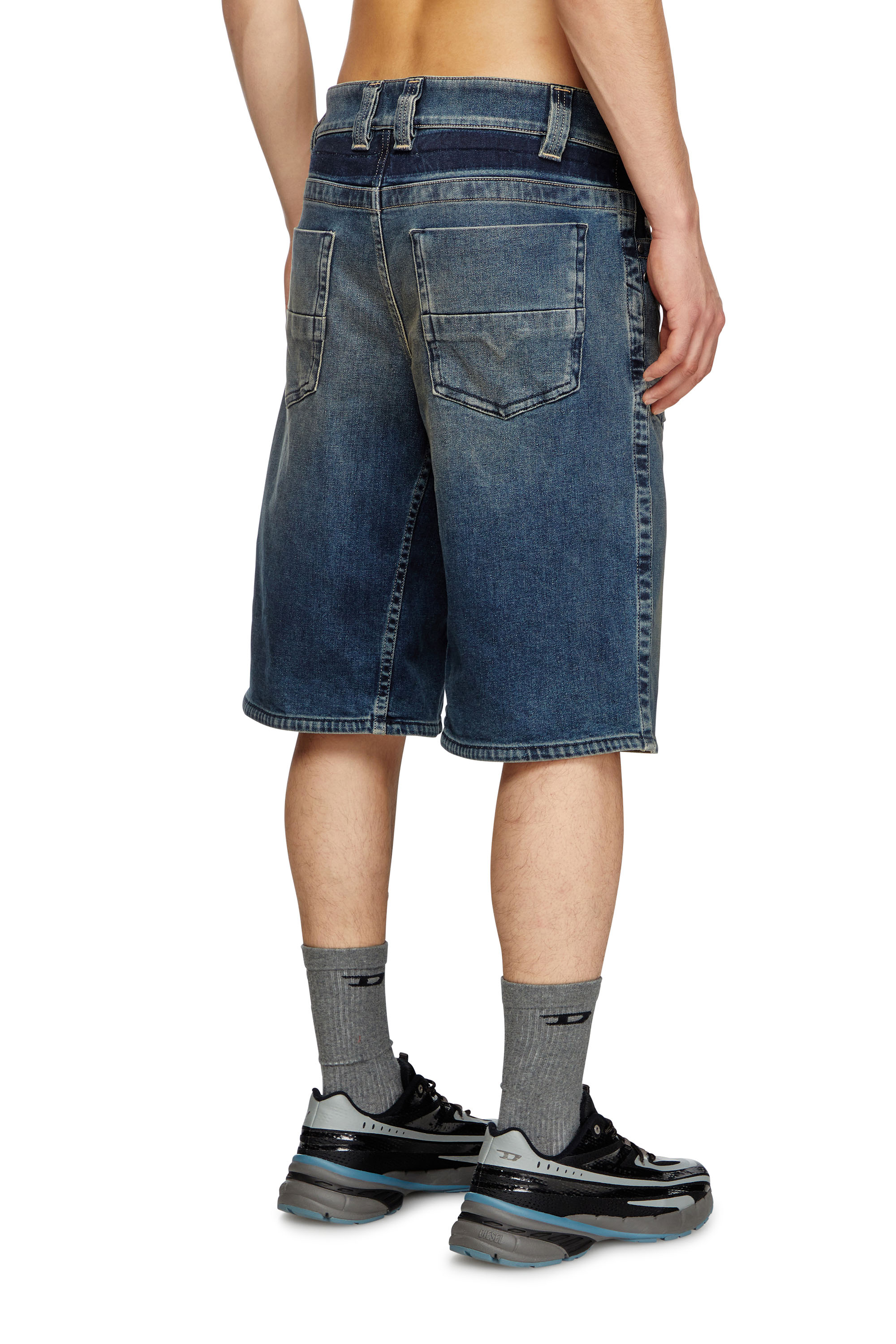 Diesel - D-MACRO-RE SHORT, Male's Bermuda shorts in Rehab denim in ダークブルー - 4