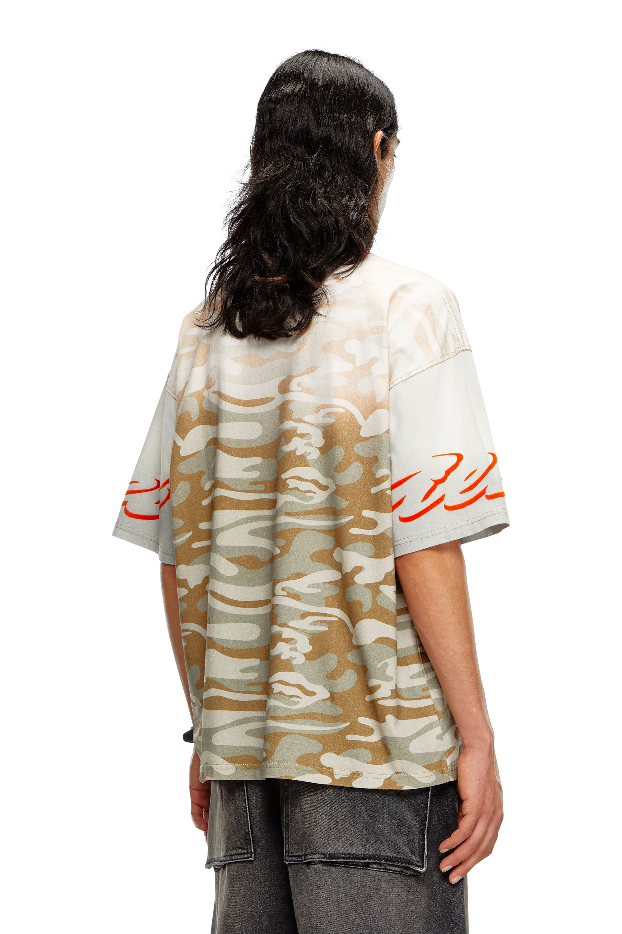 Diesel - T-BOXT-Q11, Male Faded camo T-shirt with flocked logo in マルチカラー - Image 4
