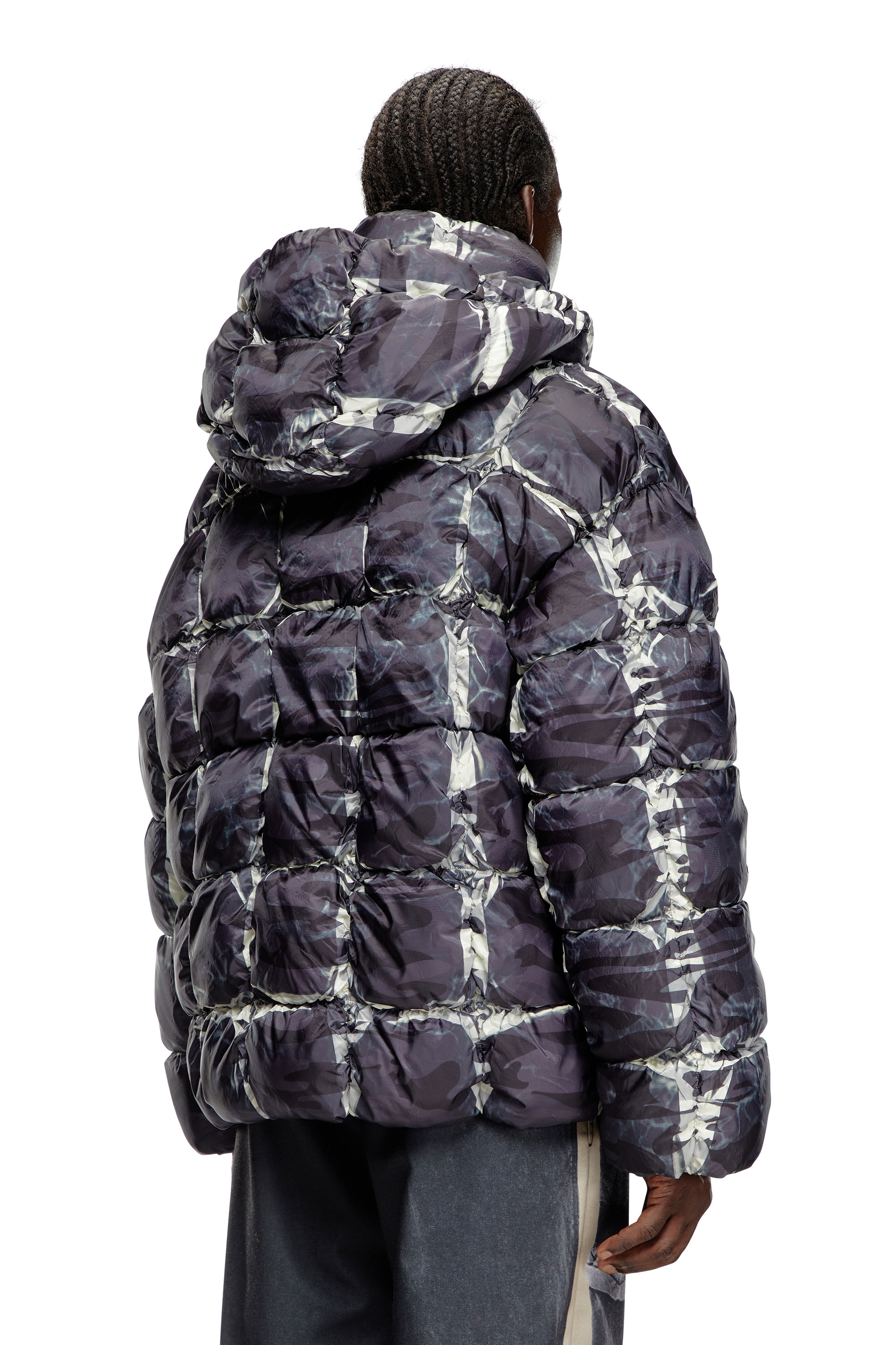 Diesel - W-CLAUS-CAMU, Male's Hooded puffer jacket with camo print in グレー - 4