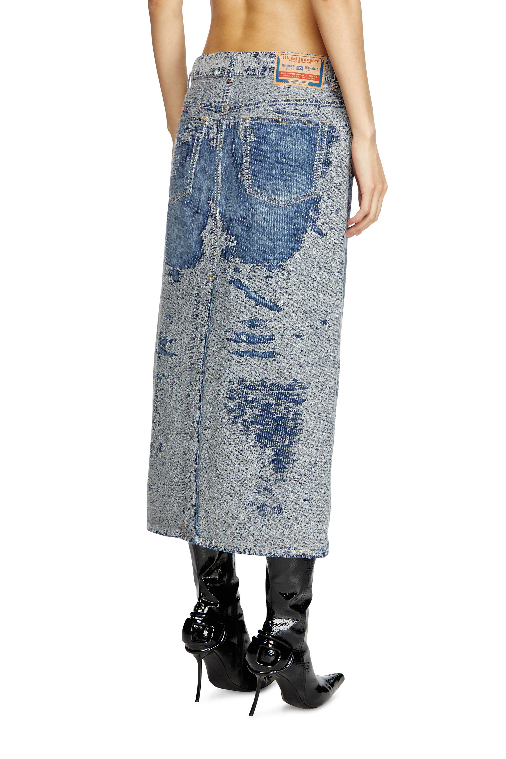 Diesel - DE-SKYE-S, Female's Midi skirt in distressed jacquard denim in ライトブルー - 4