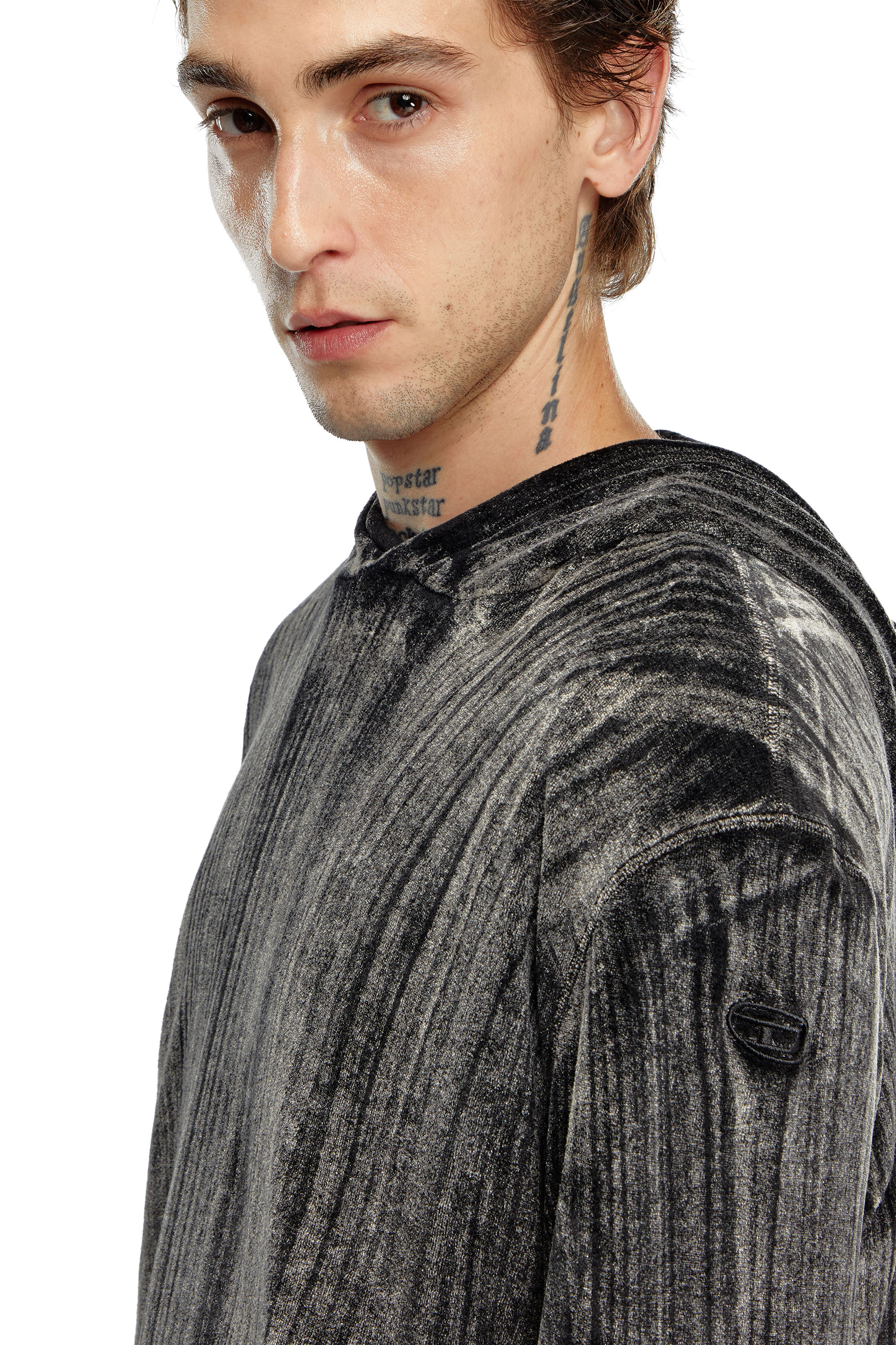 Diesel - T-VELJUST-LS-HOOD, Male Hooded long-sleeve T-shirt in chenille in ブラック - Image 5
