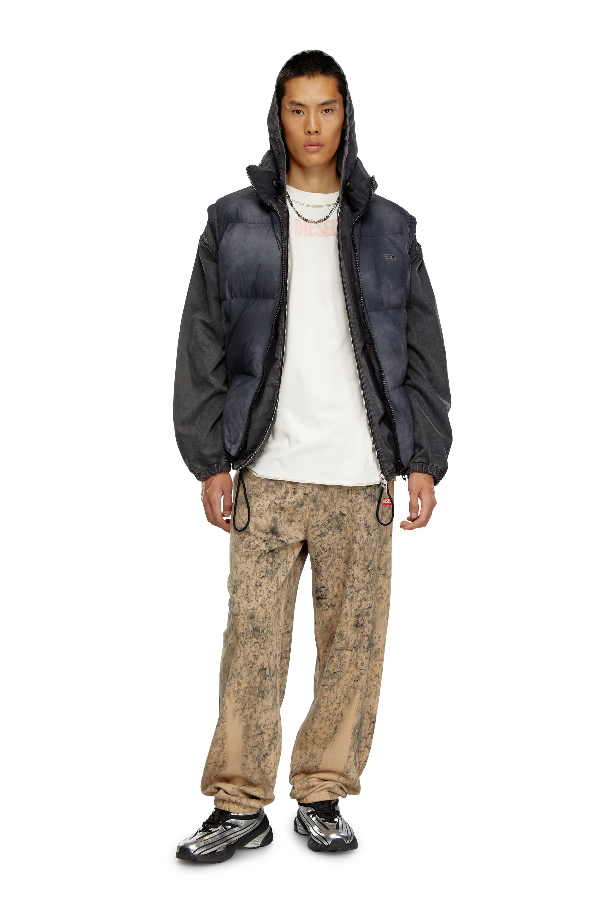 Diesel - P-MARKY-K1, Male's Track pants in raindrop-effect jersey in ベージュ - 2