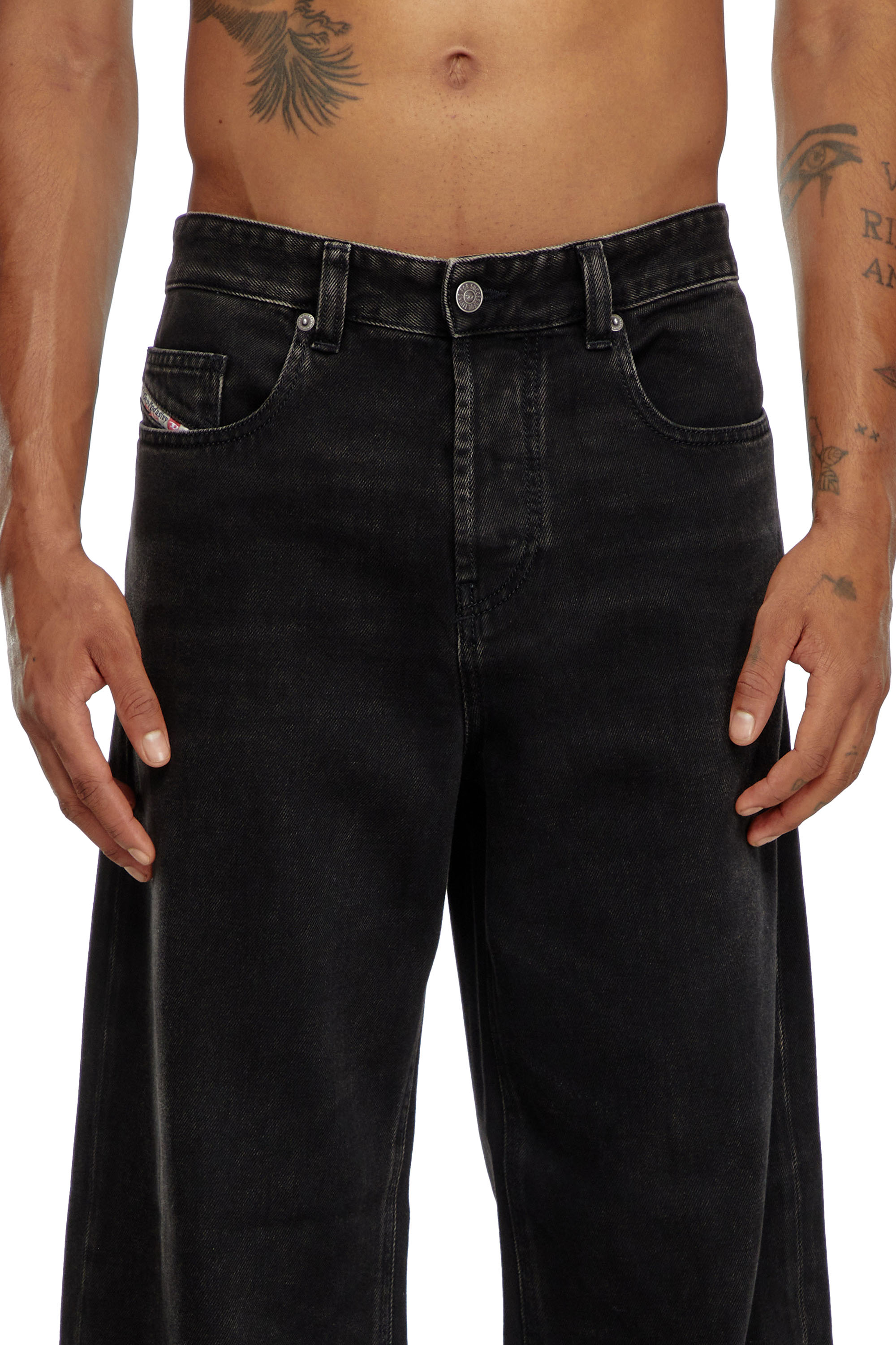 Diesel - Male's Relaxed Jeans 2001 D-Macro 09I35, ブラック/ダークグレー - 5