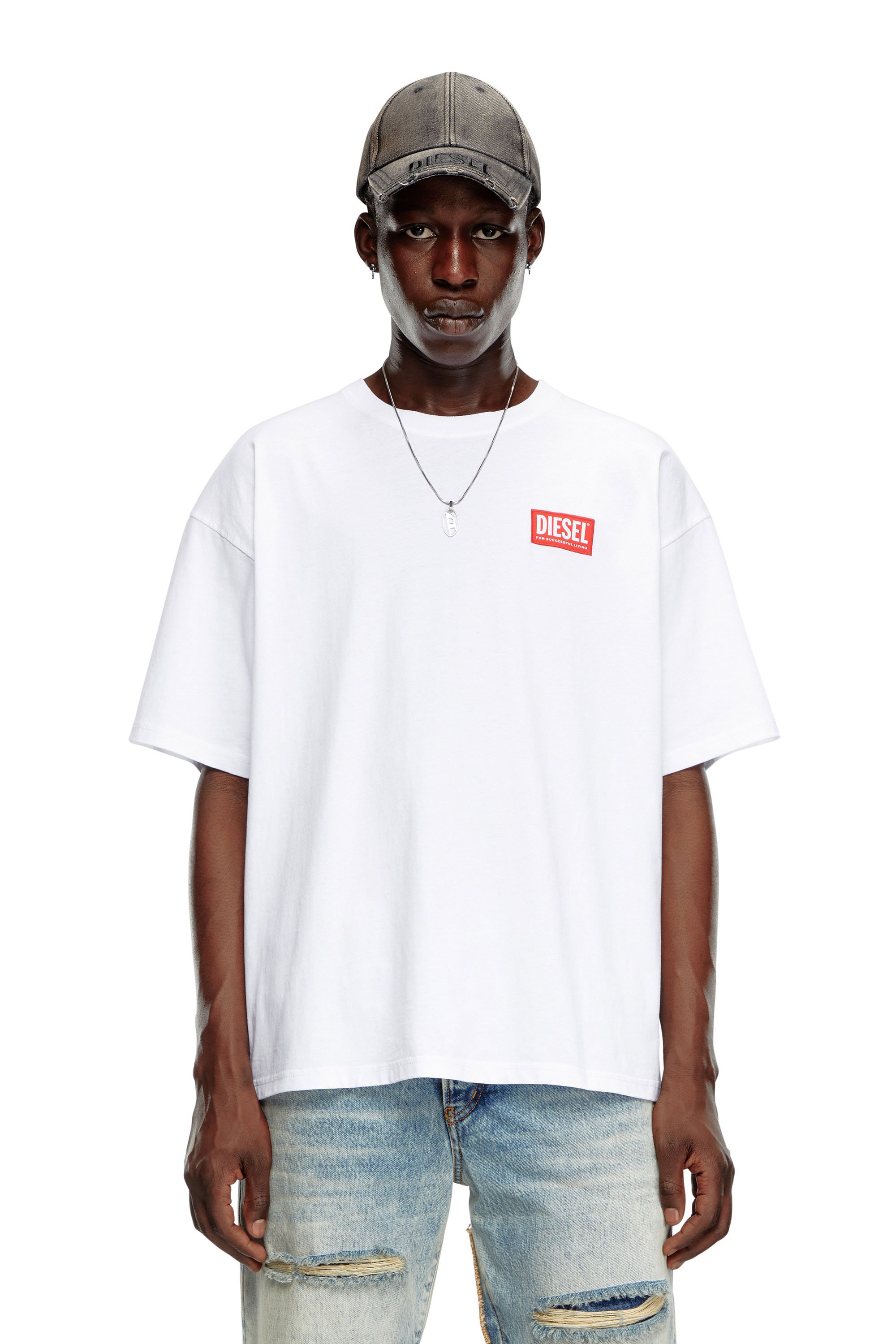 Diesel - T-BOXT-LAB, Male's T-shirt with jacquard logo patch in ホワイト - 1