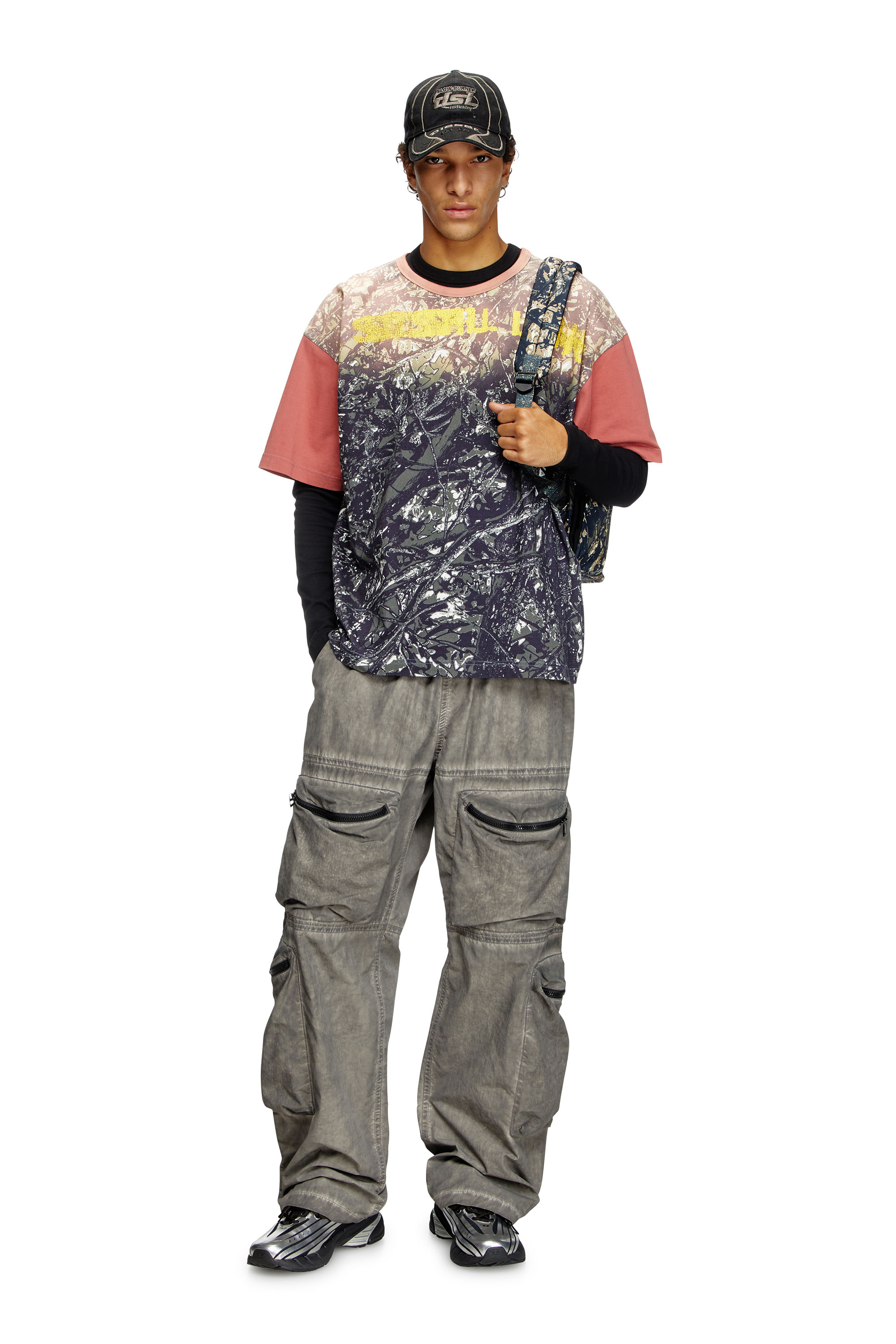 Diesel - T-BOXT-CAMOU, Male's T-shirt with glitch camo print in ブラック/グリーン - 2