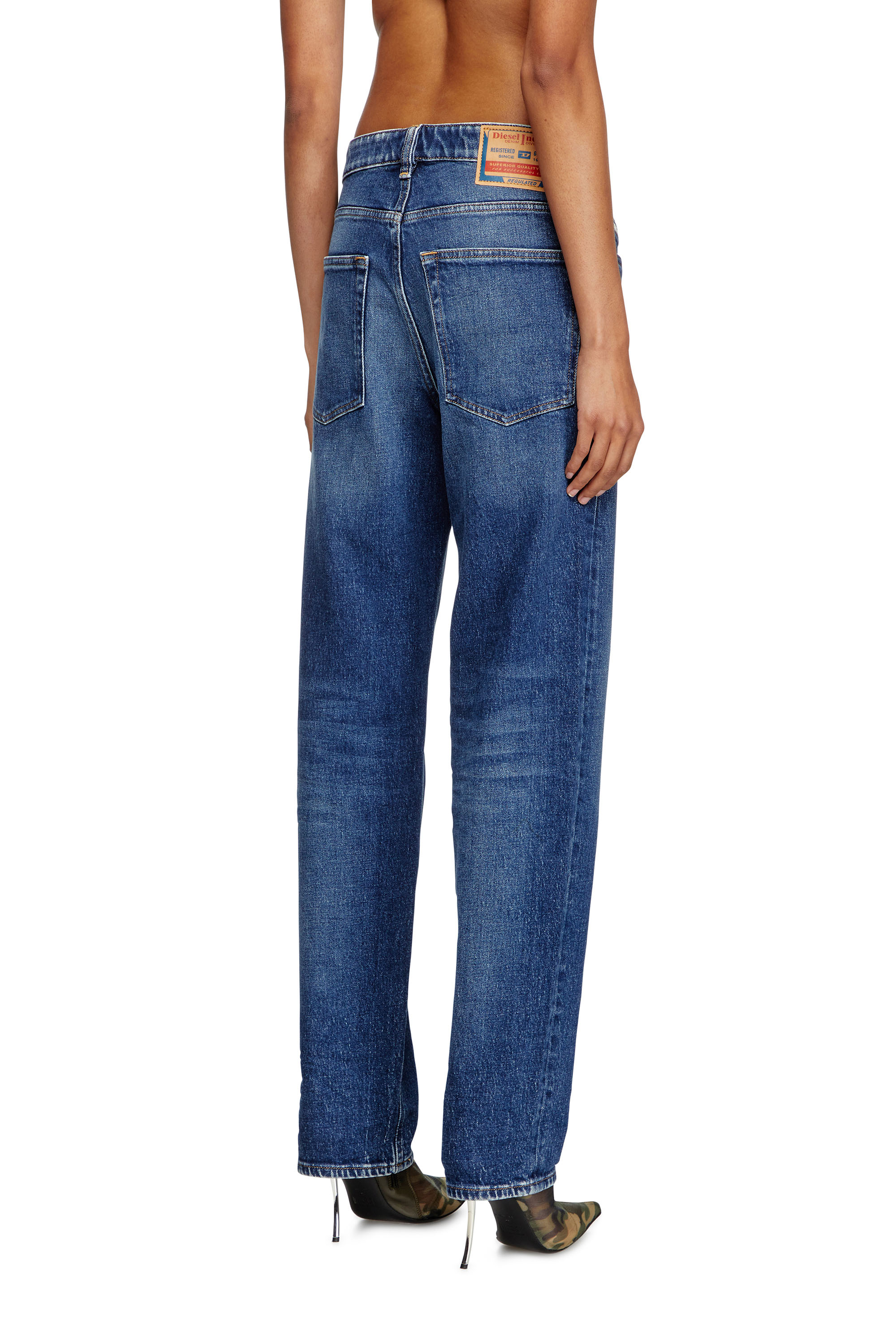 Diesel - Female's Regular Jeans 1988 D-Ark 09L21, ダークブルー - 4