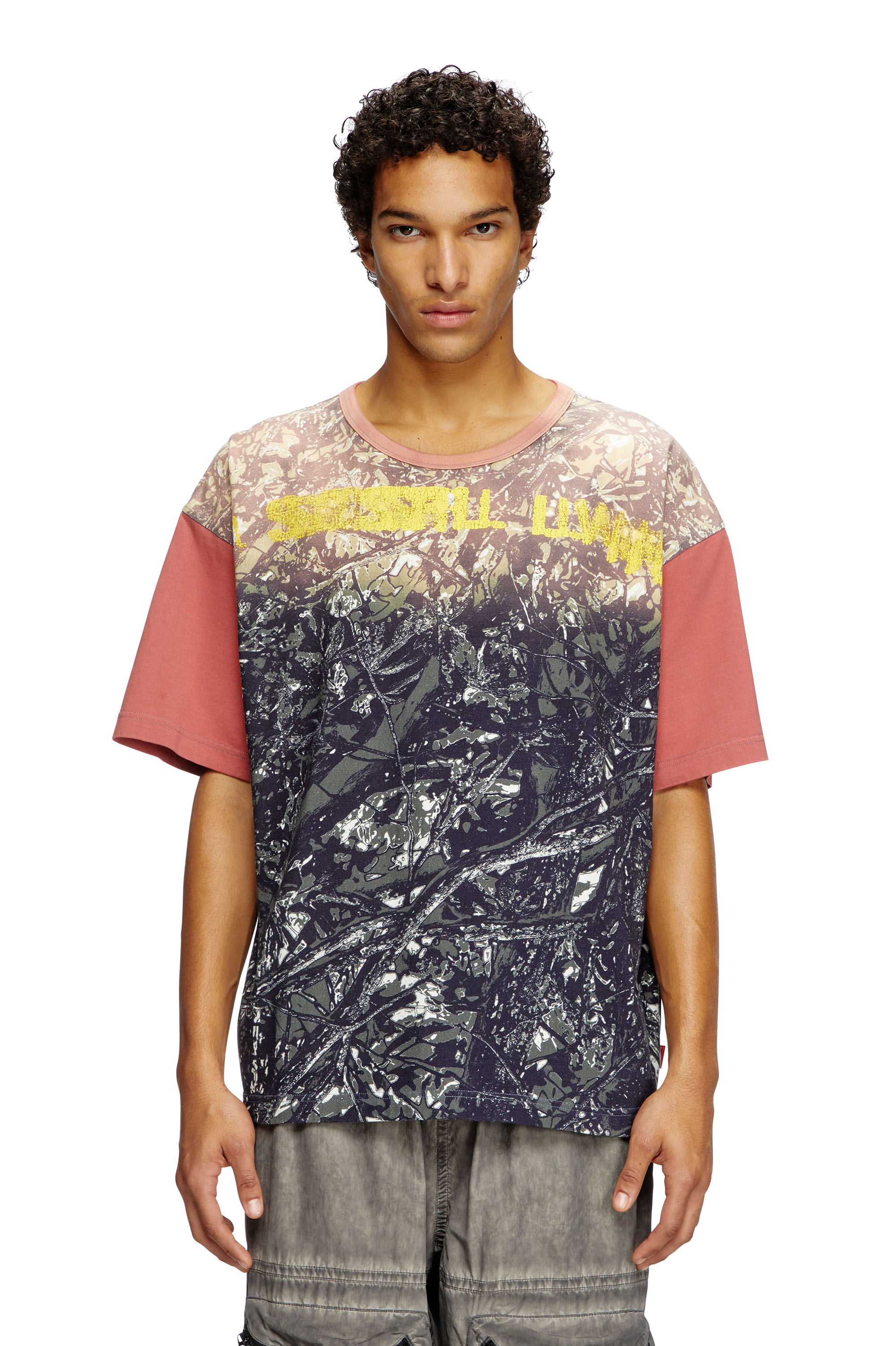 Diesel - T-BOXT-CAMOU, Male's T-shirt with glitch camo print in ブラック/グリーン - 1