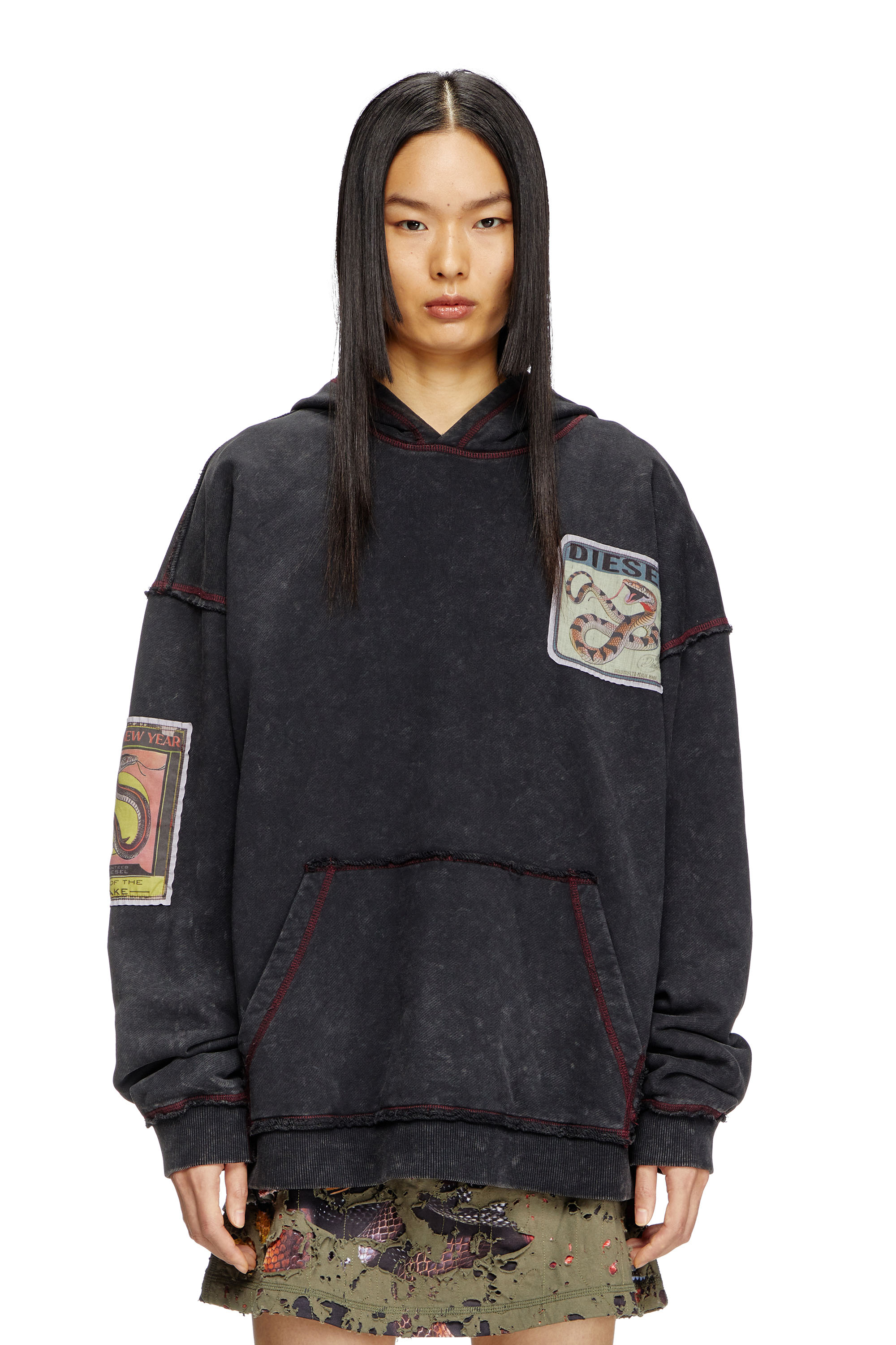 Diesel - CL-S-BOXT-HOOD-SNAKE, Unisex's Treated hoodie with snake patches in ブラック - 4