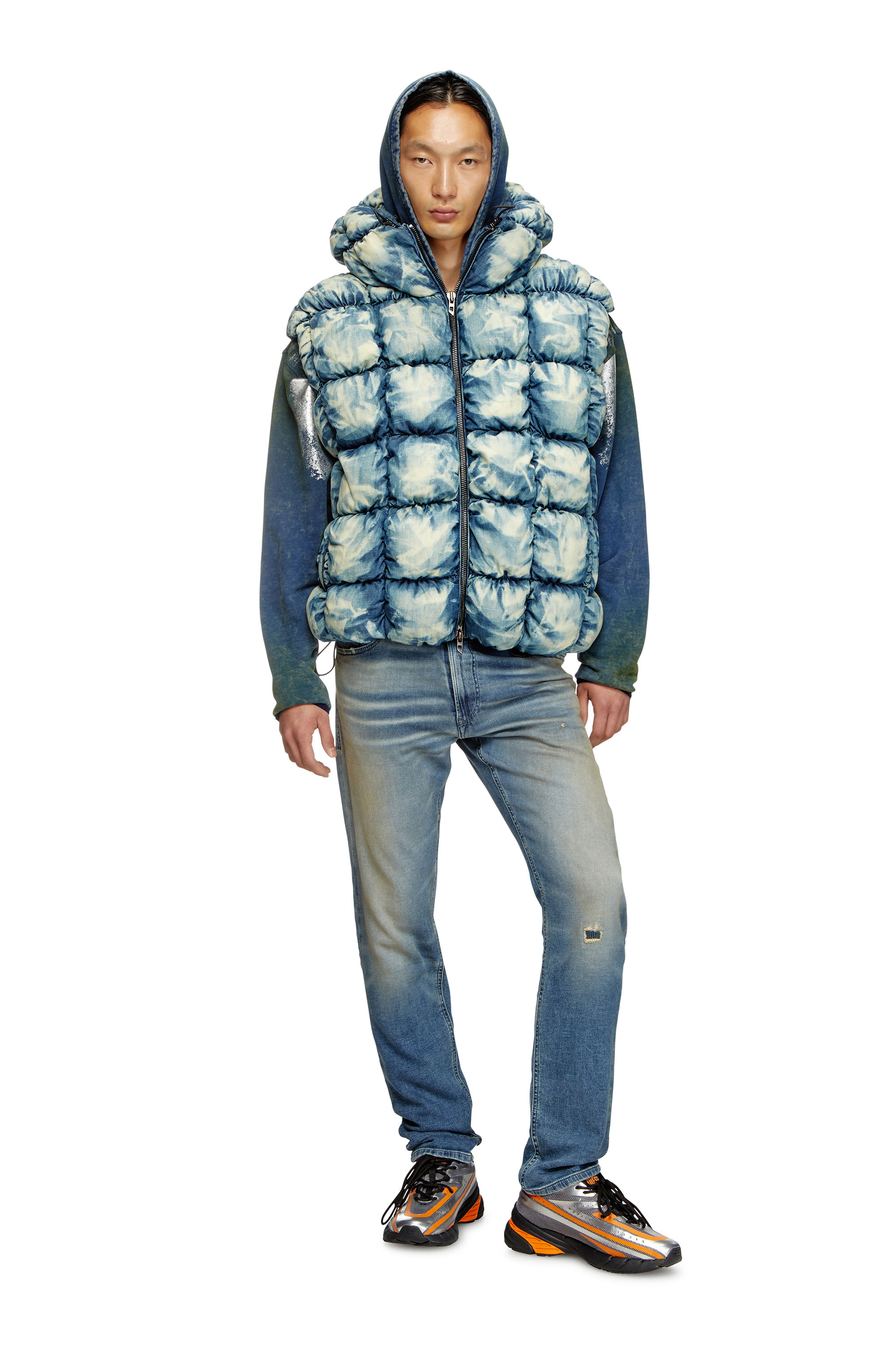 Diesel - W-THYS, Unisex's Tie-dyed denim puffer vest in ブルー - 2